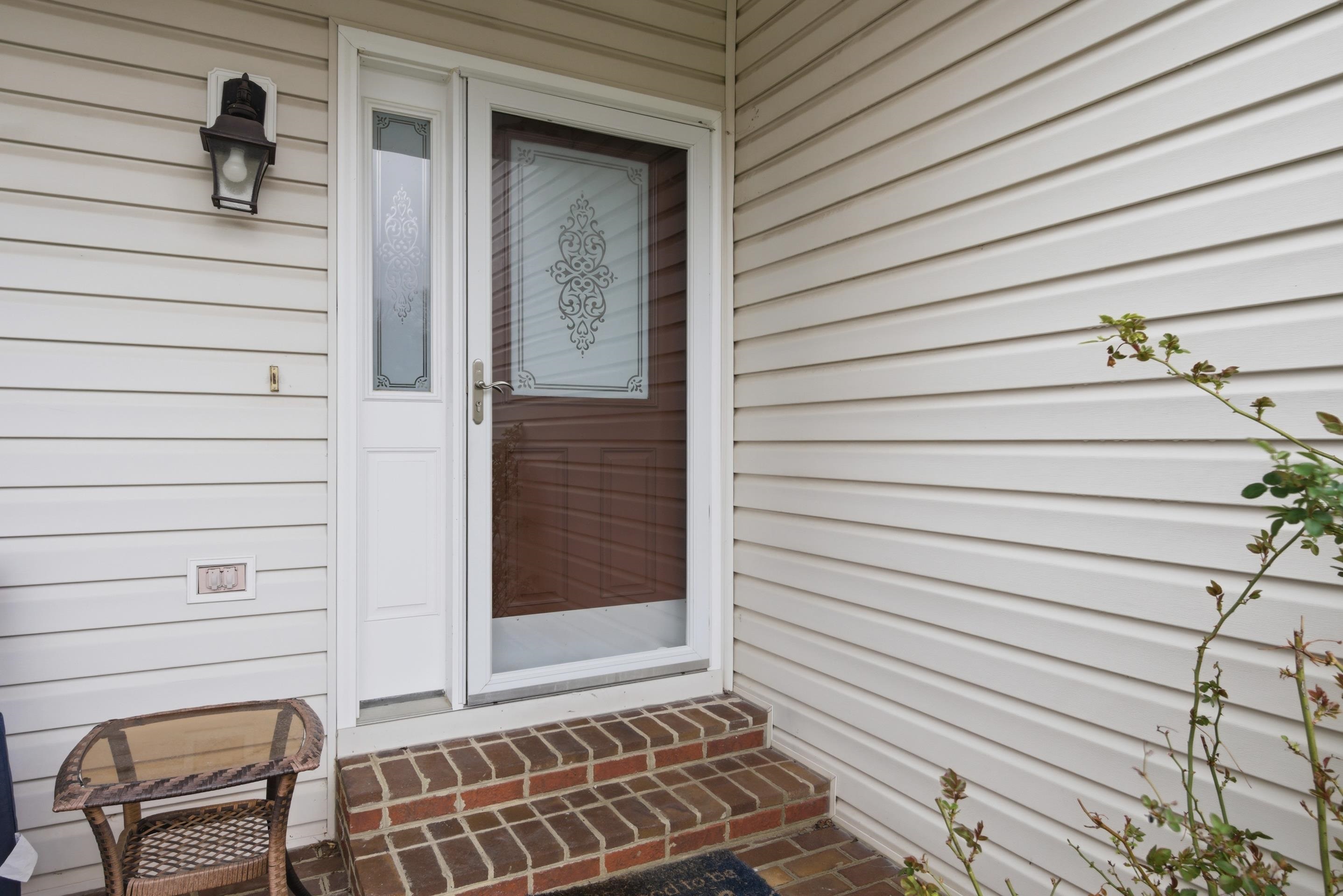 2645 Blossom Trail E