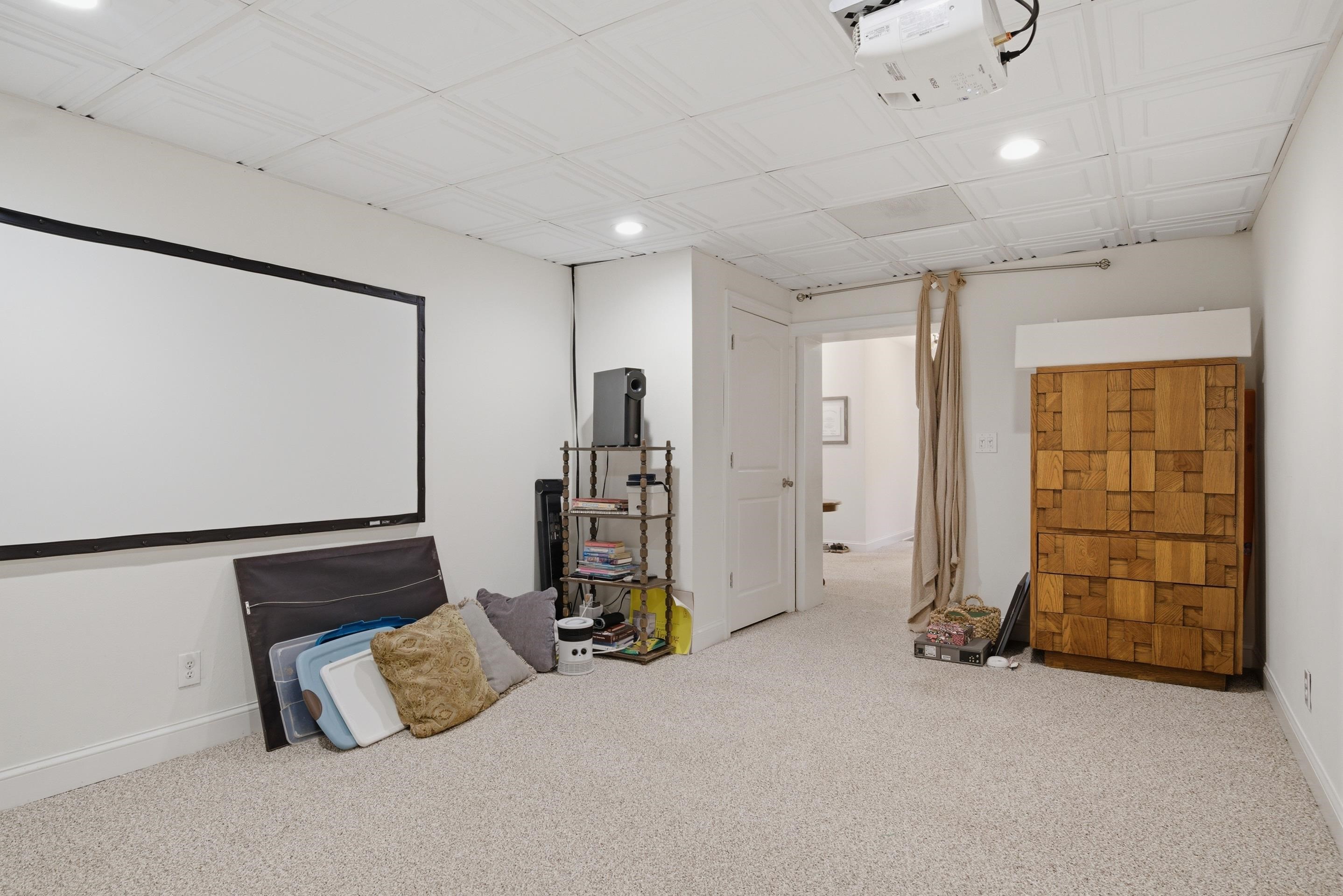 2645 Blossom Trail E