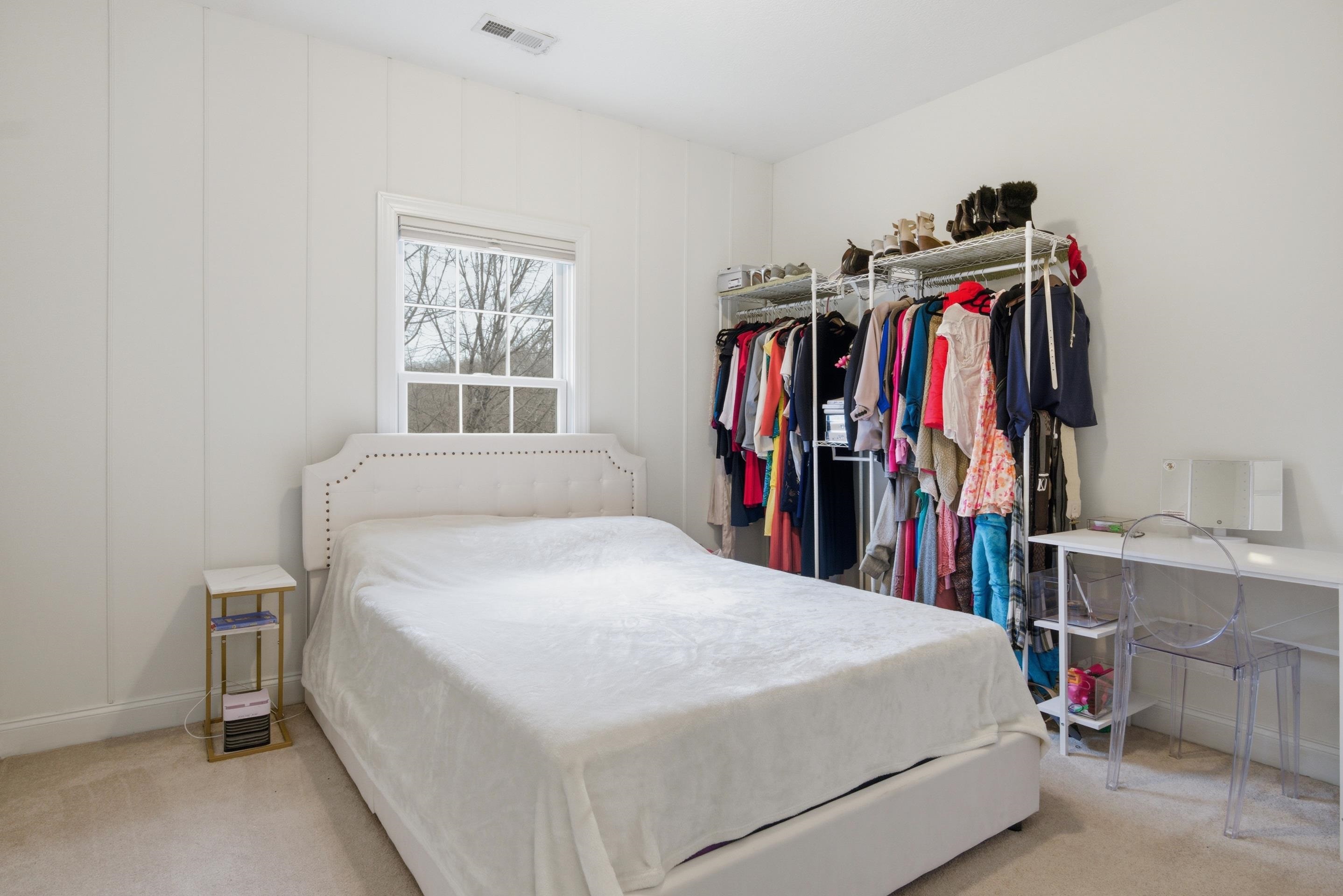 2645 Blossom Trail E