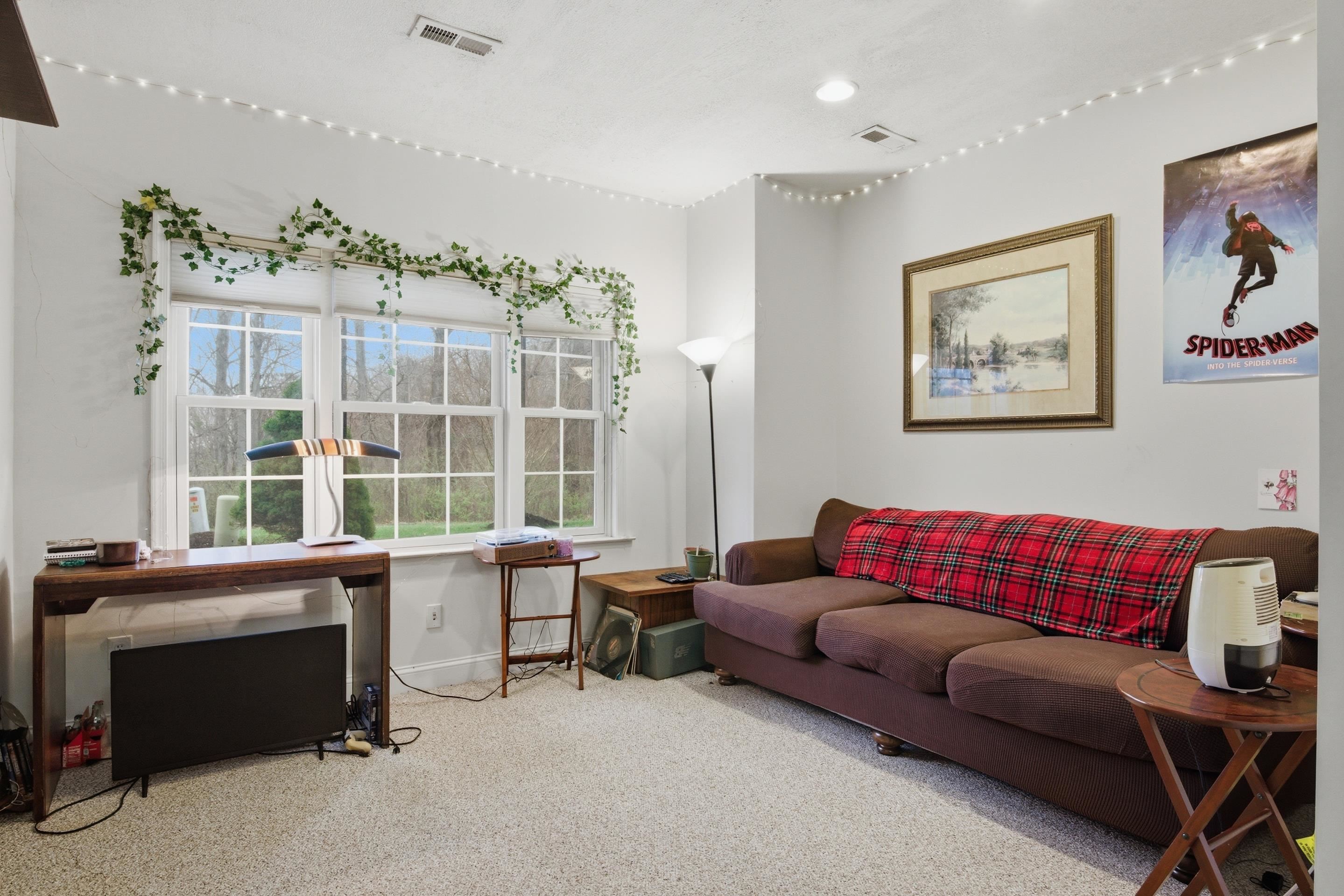 2645 Blossom Trail E