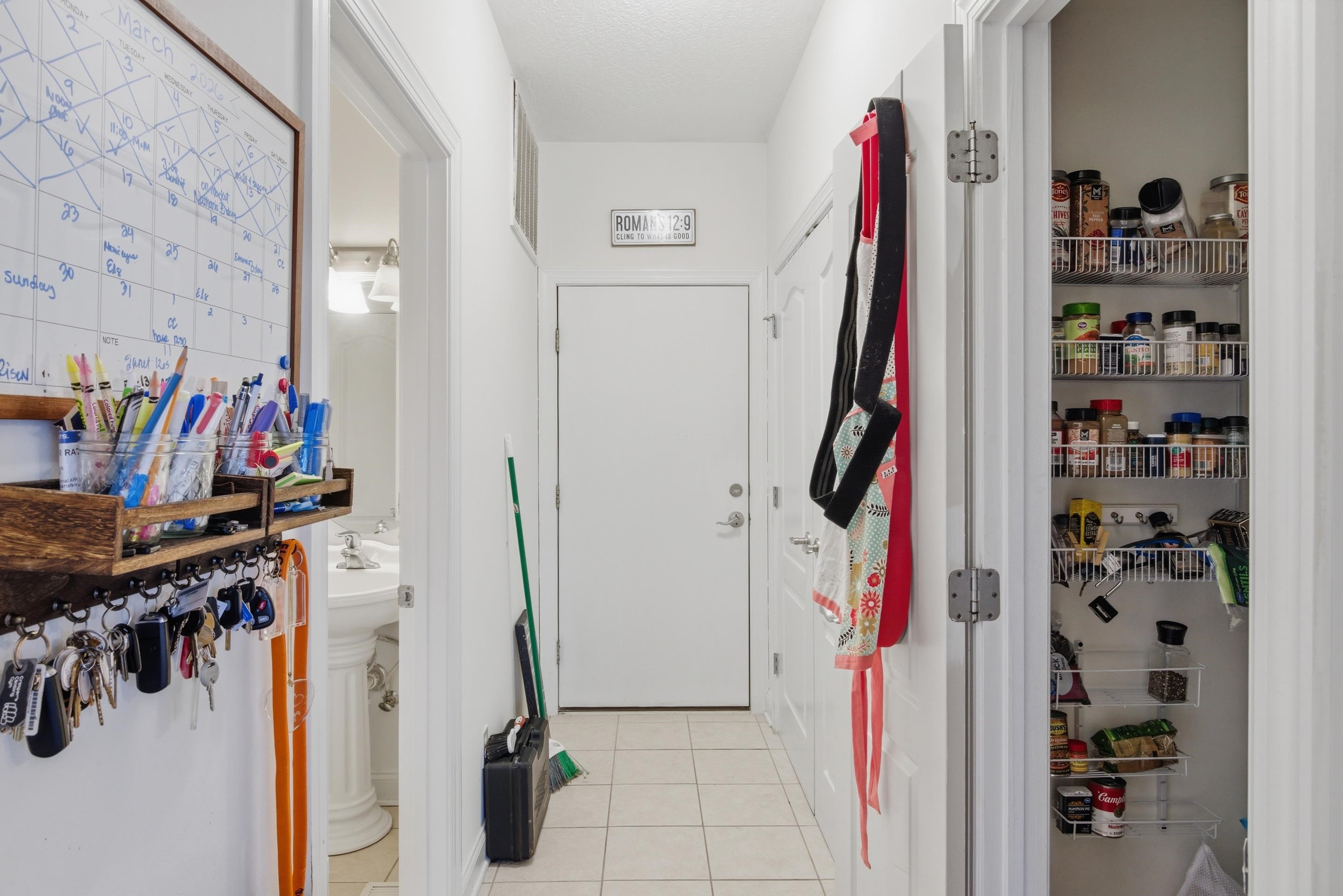 2645 Blossom Trail E