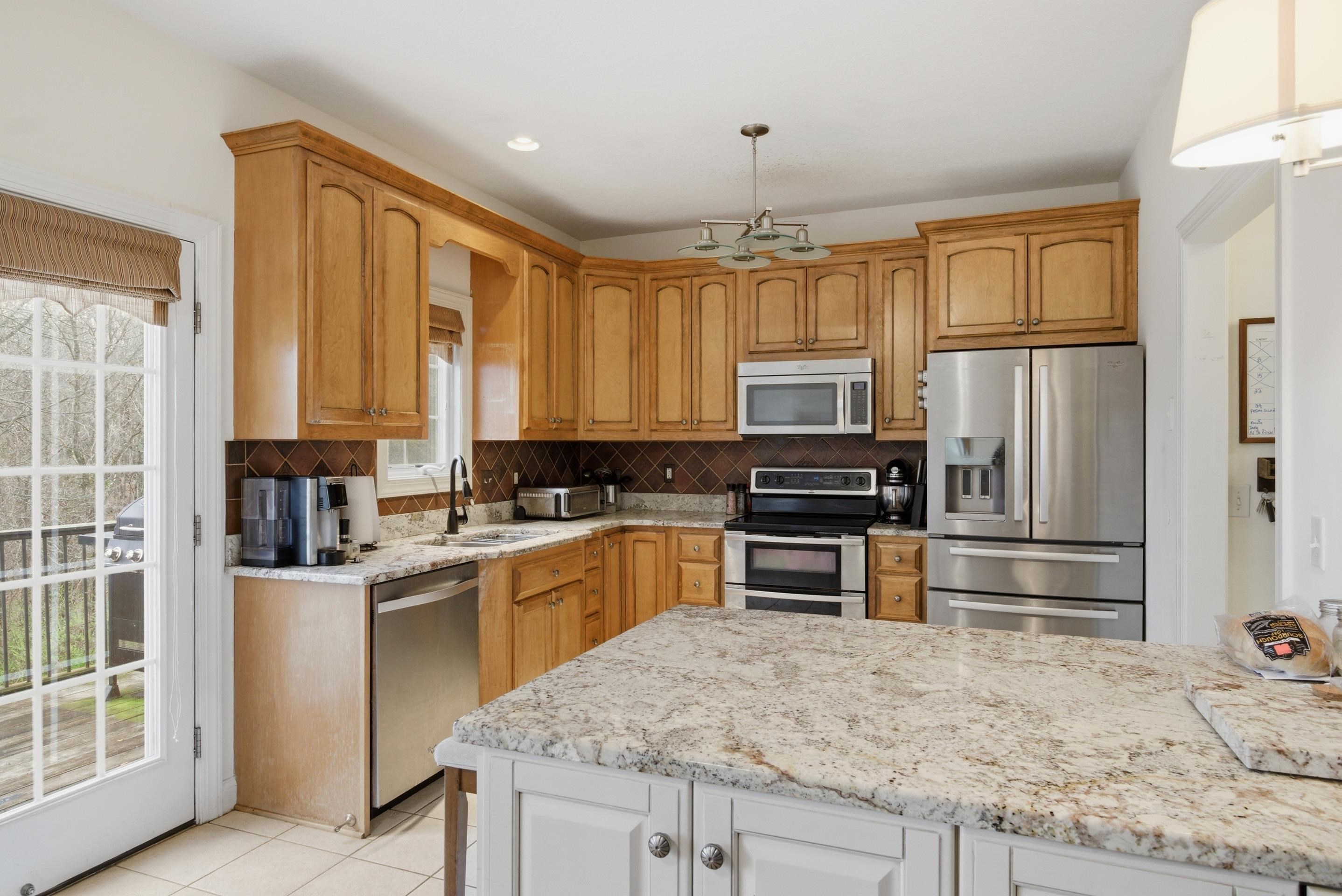 2645 Blossom Trail E