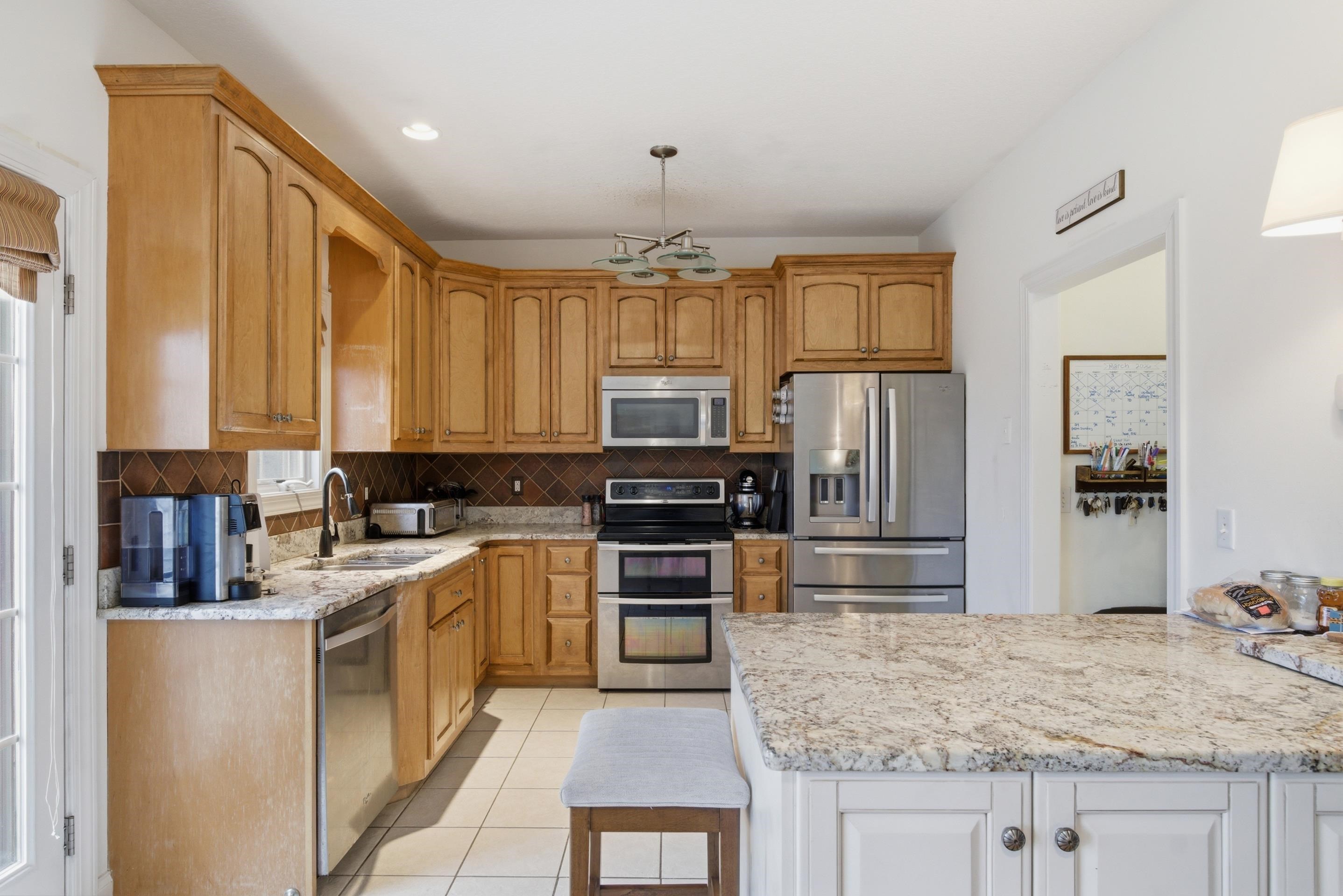 2645 Blossom Trail E