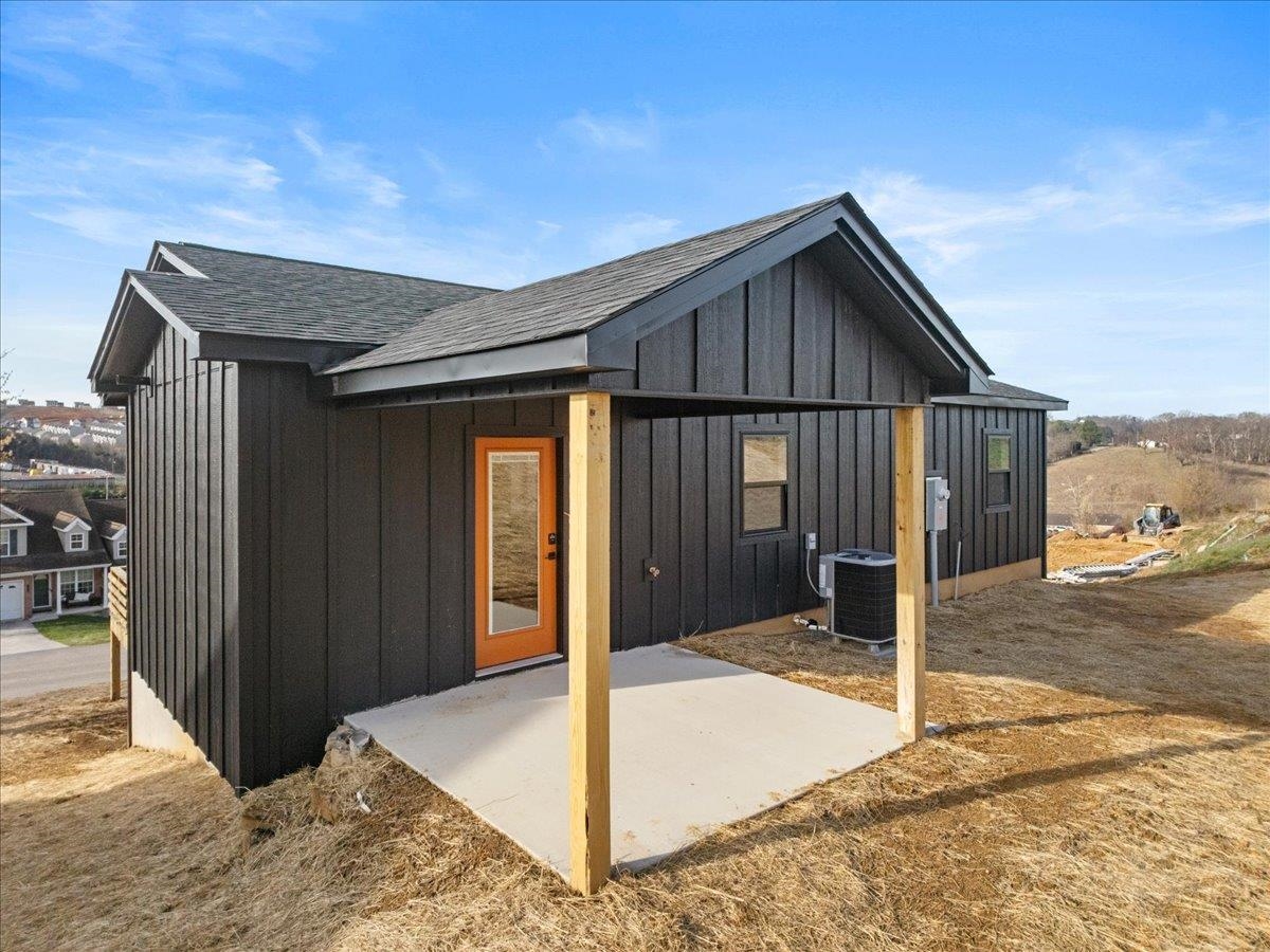 1045 BEAVER Drive
