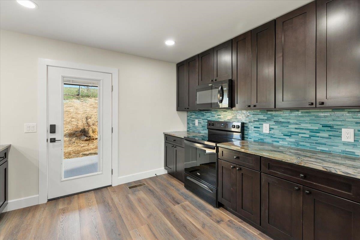 1045 BEAVER Drive