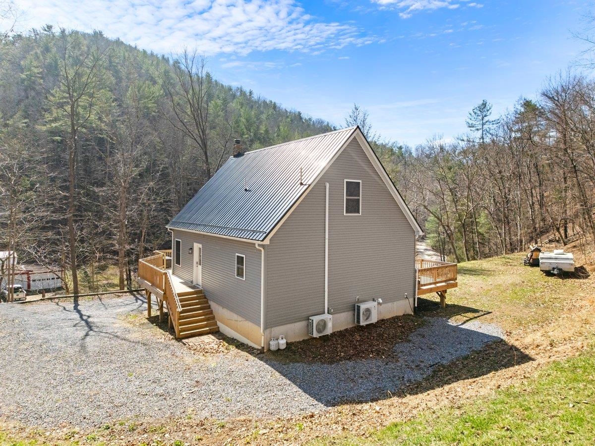 6228 Norris Run Road