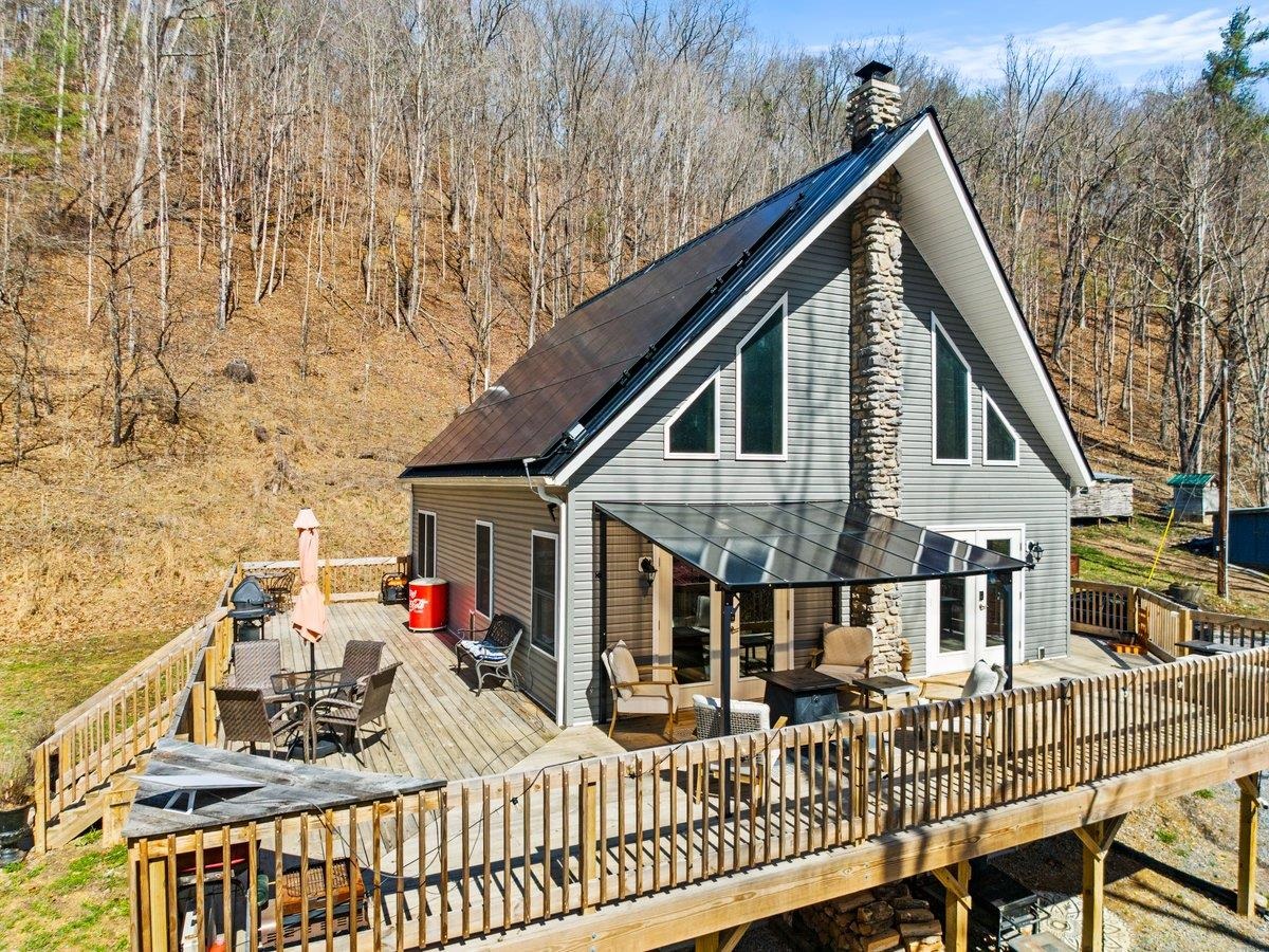 6228 Norris Run Road