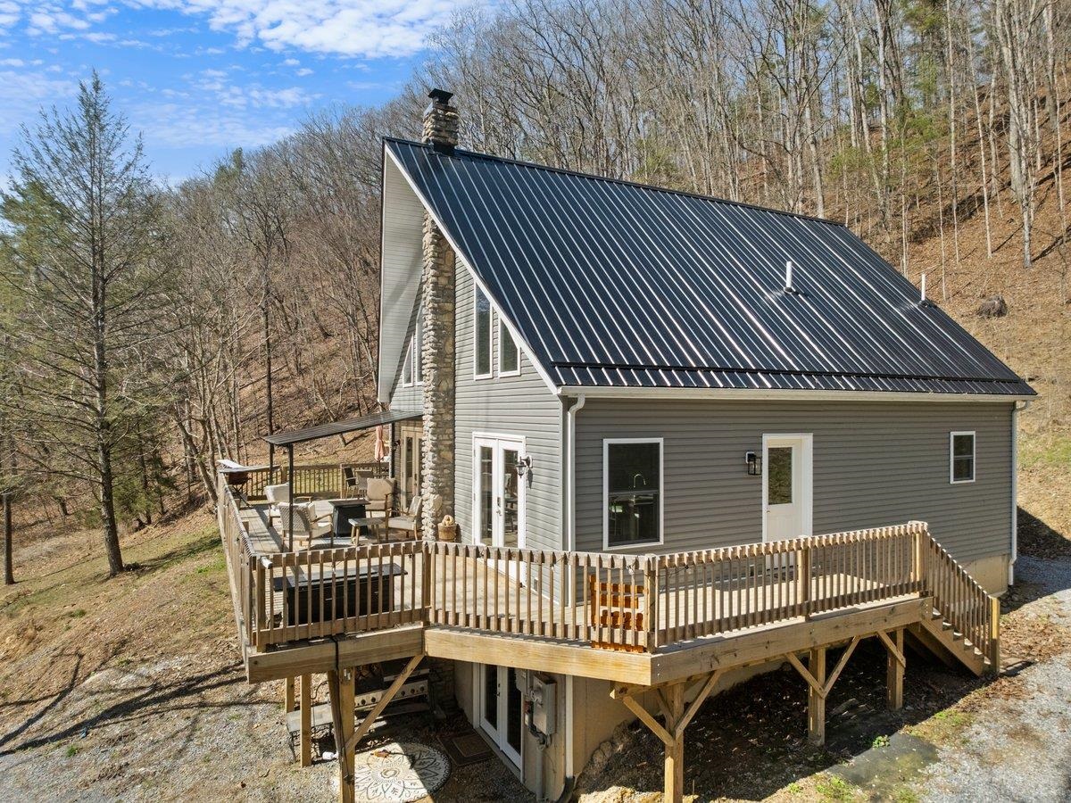 6228 Norris Run Road