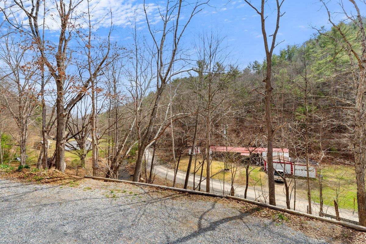 6228 Norris Run Road