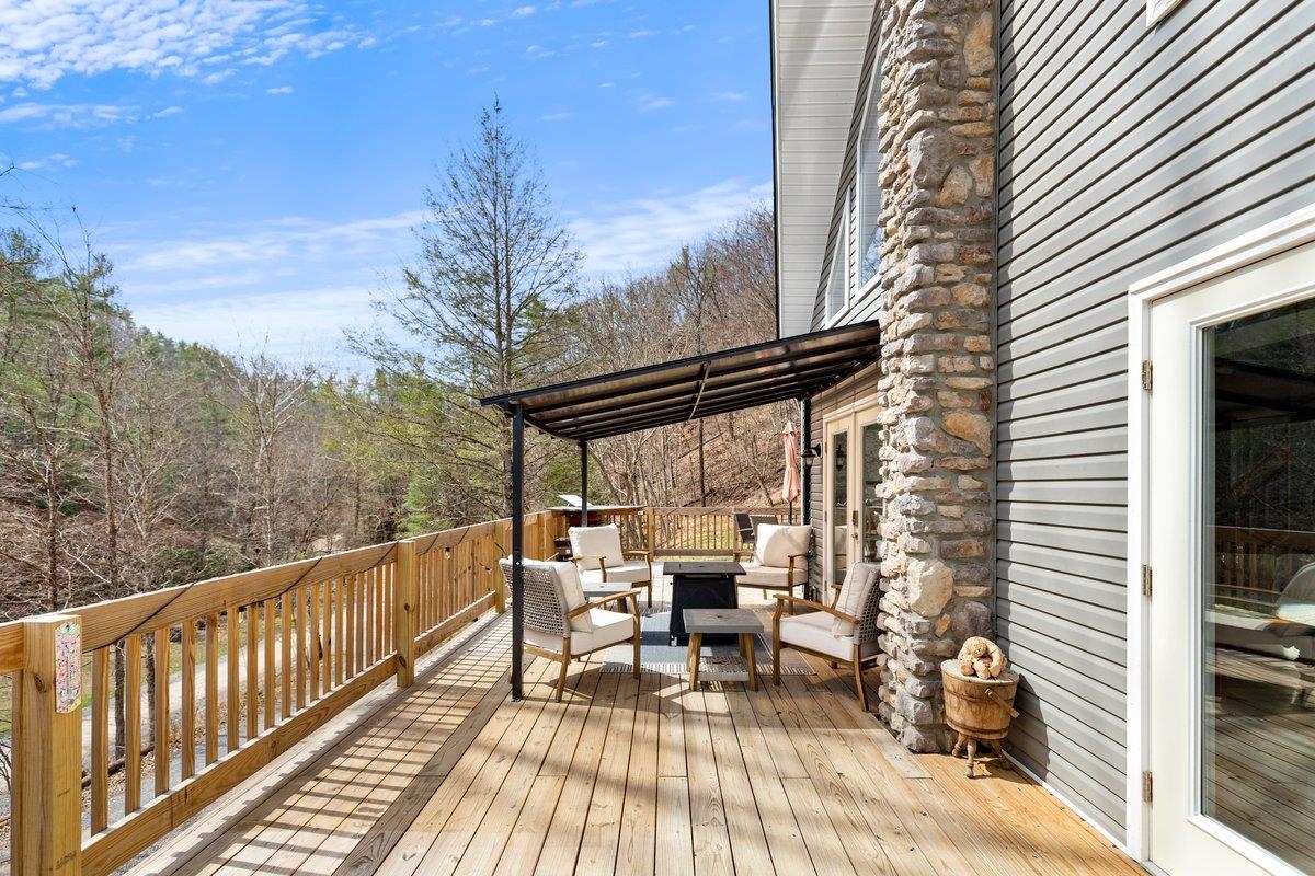 6228 Norris Run Road