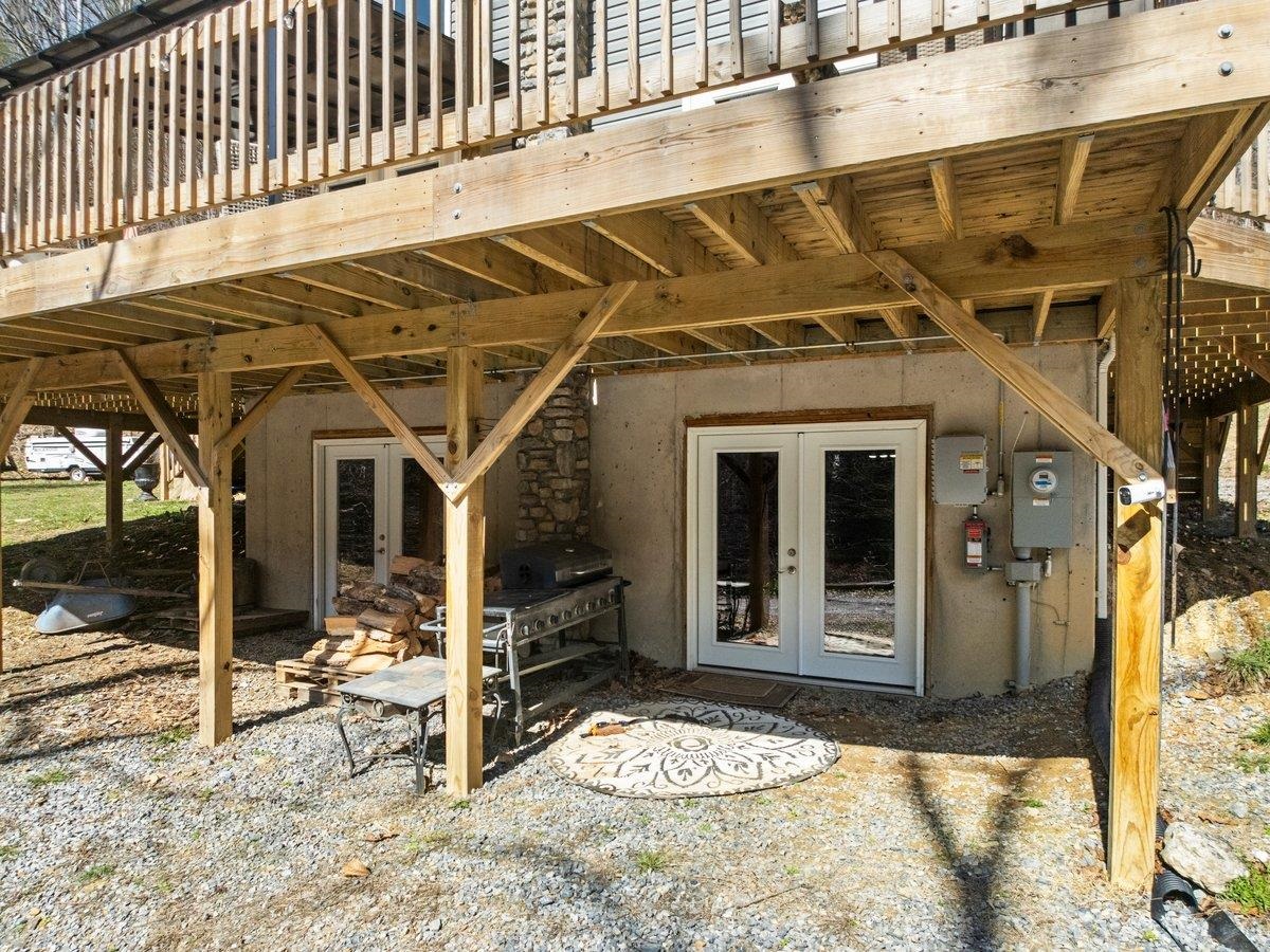6228 Norris Run Road