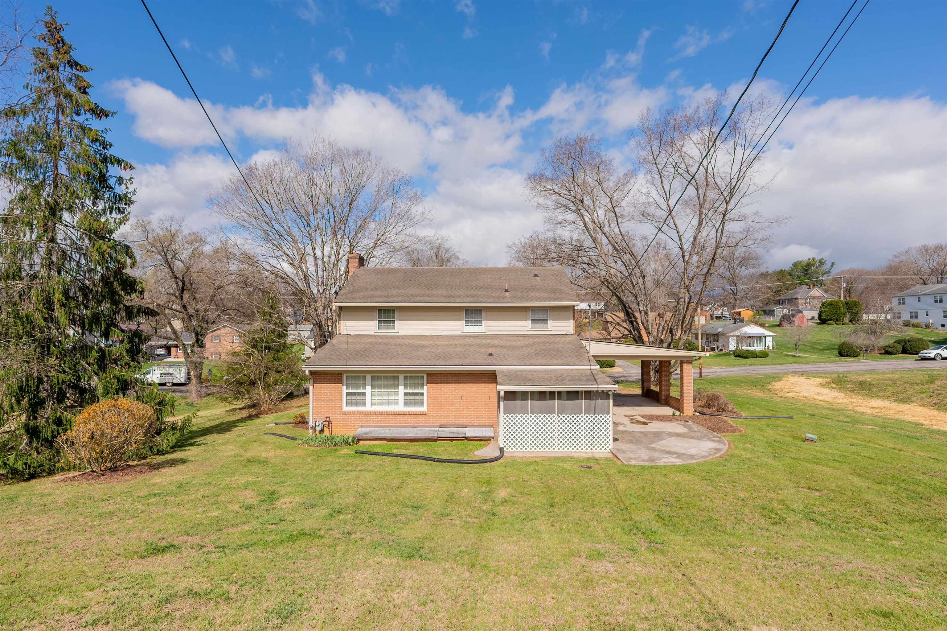 610 5TH Street