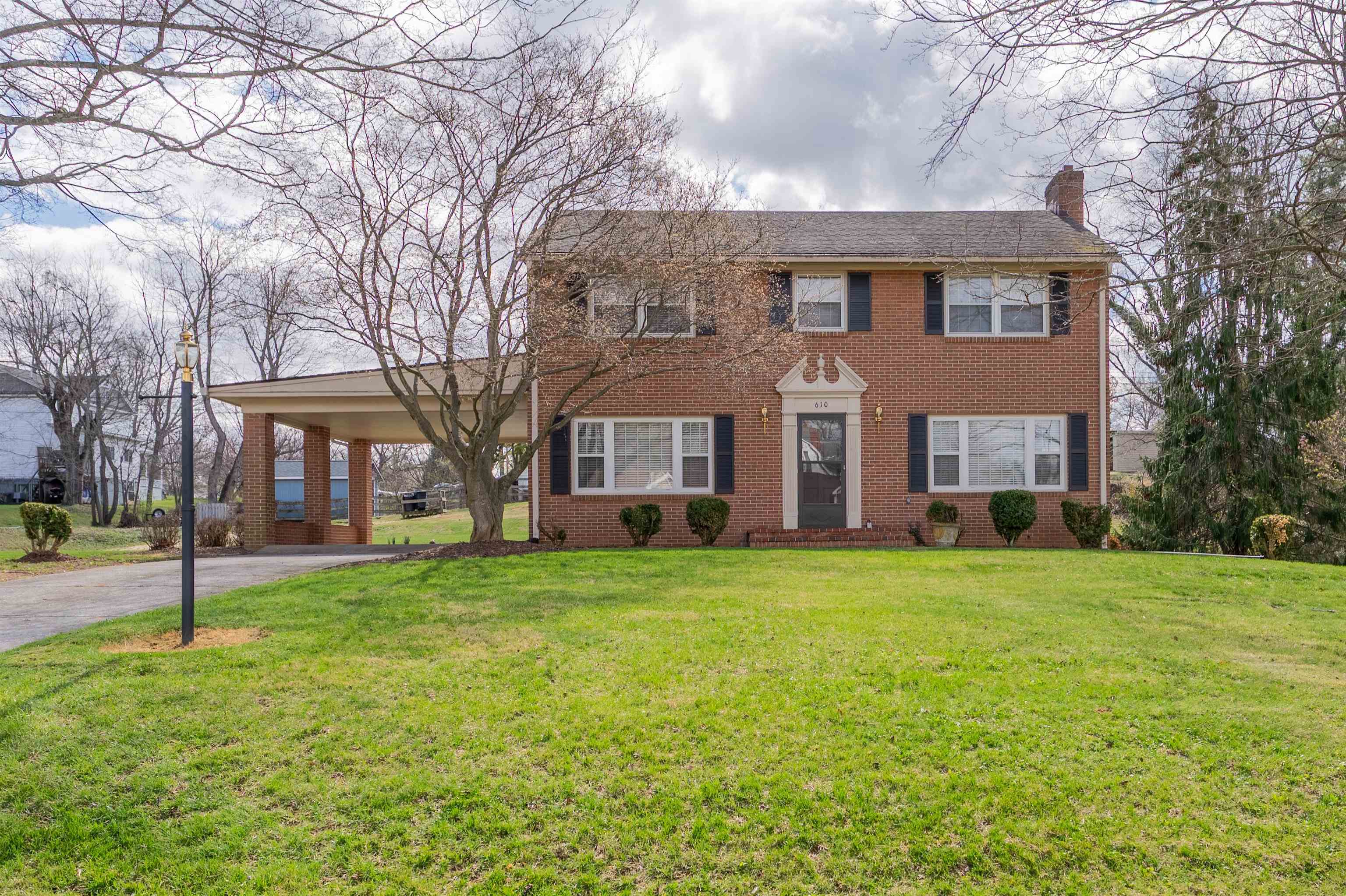 610 5TH Street