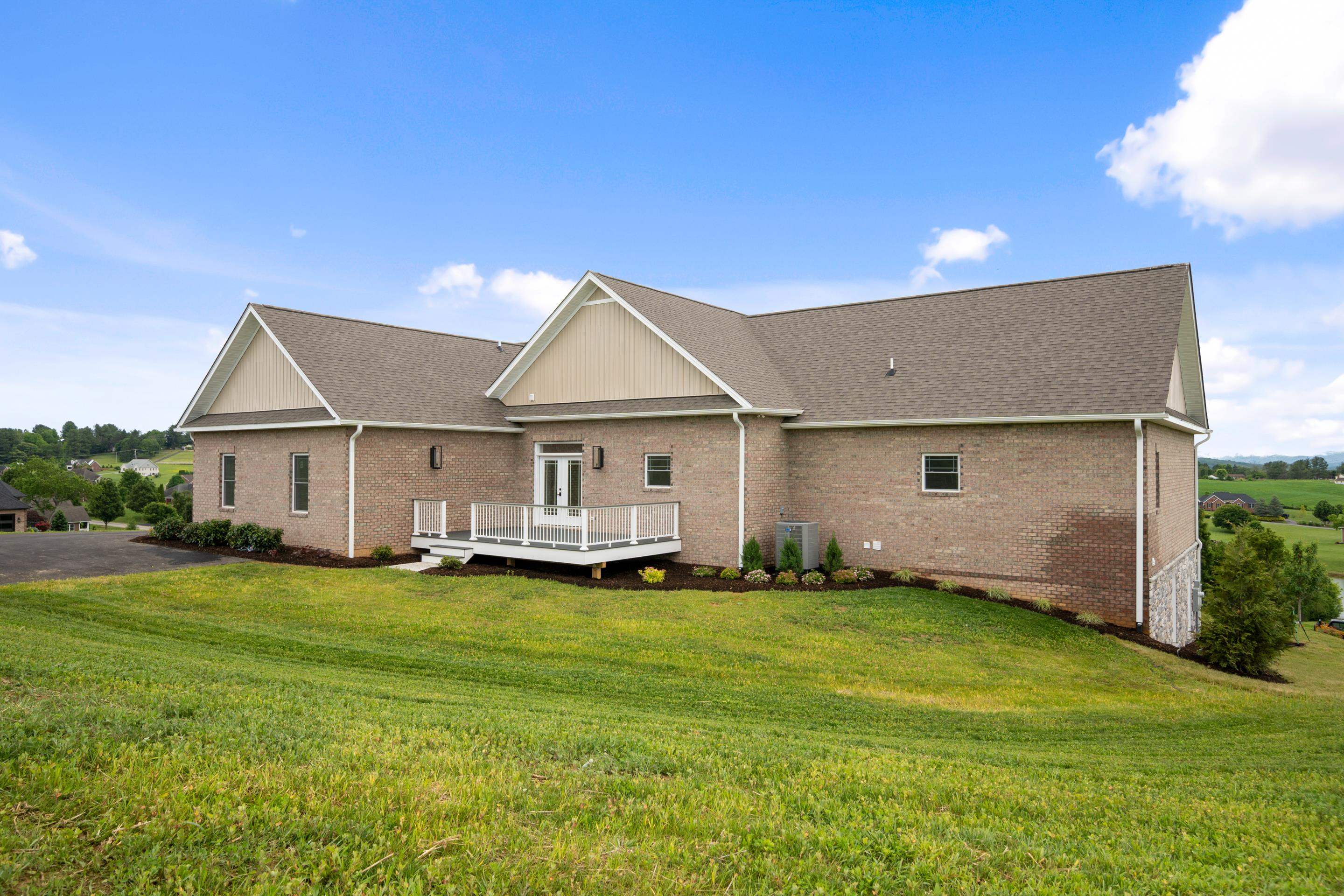 2130 Peakland Way