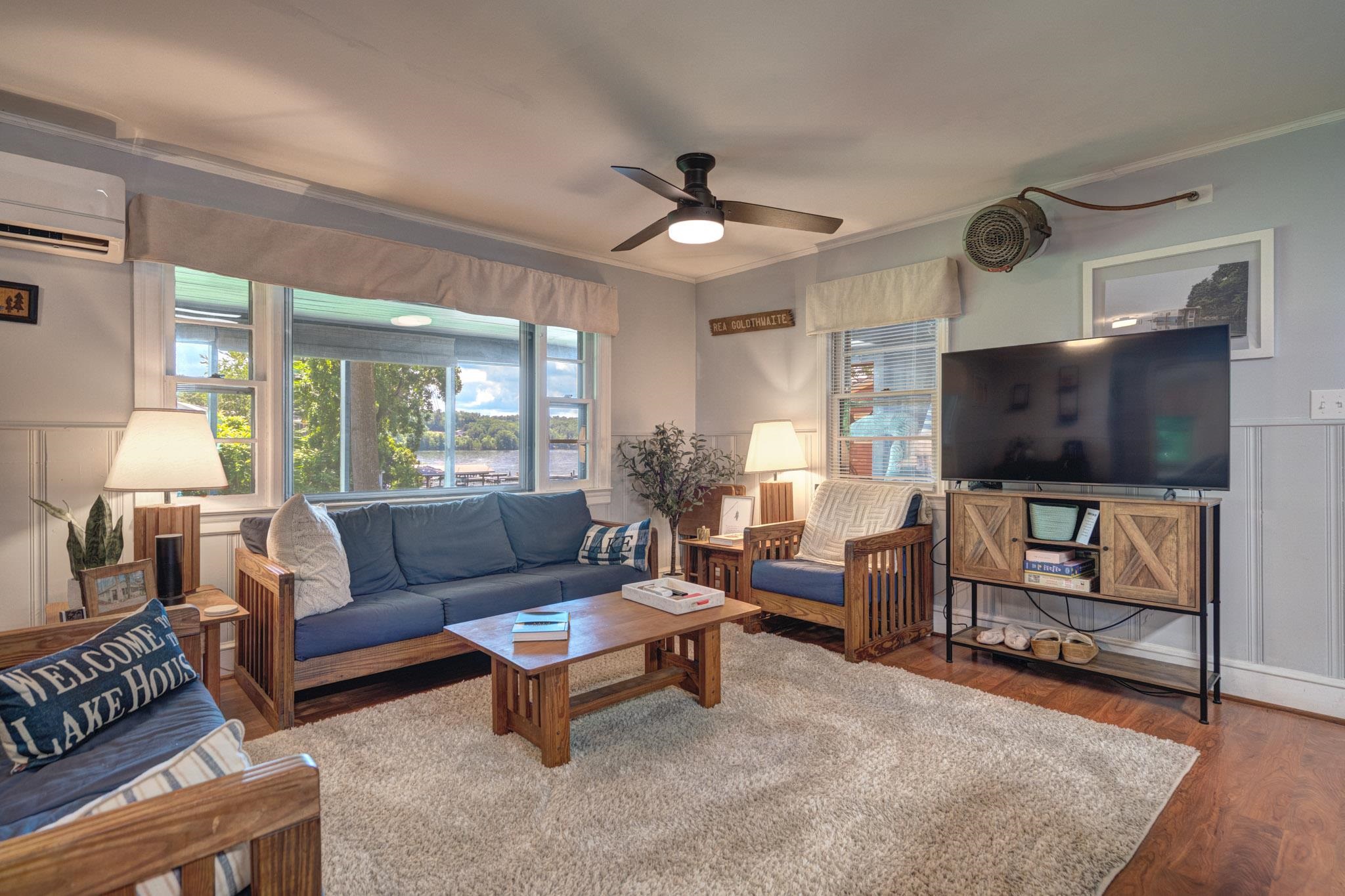 7150 WHIPPORWILL Way