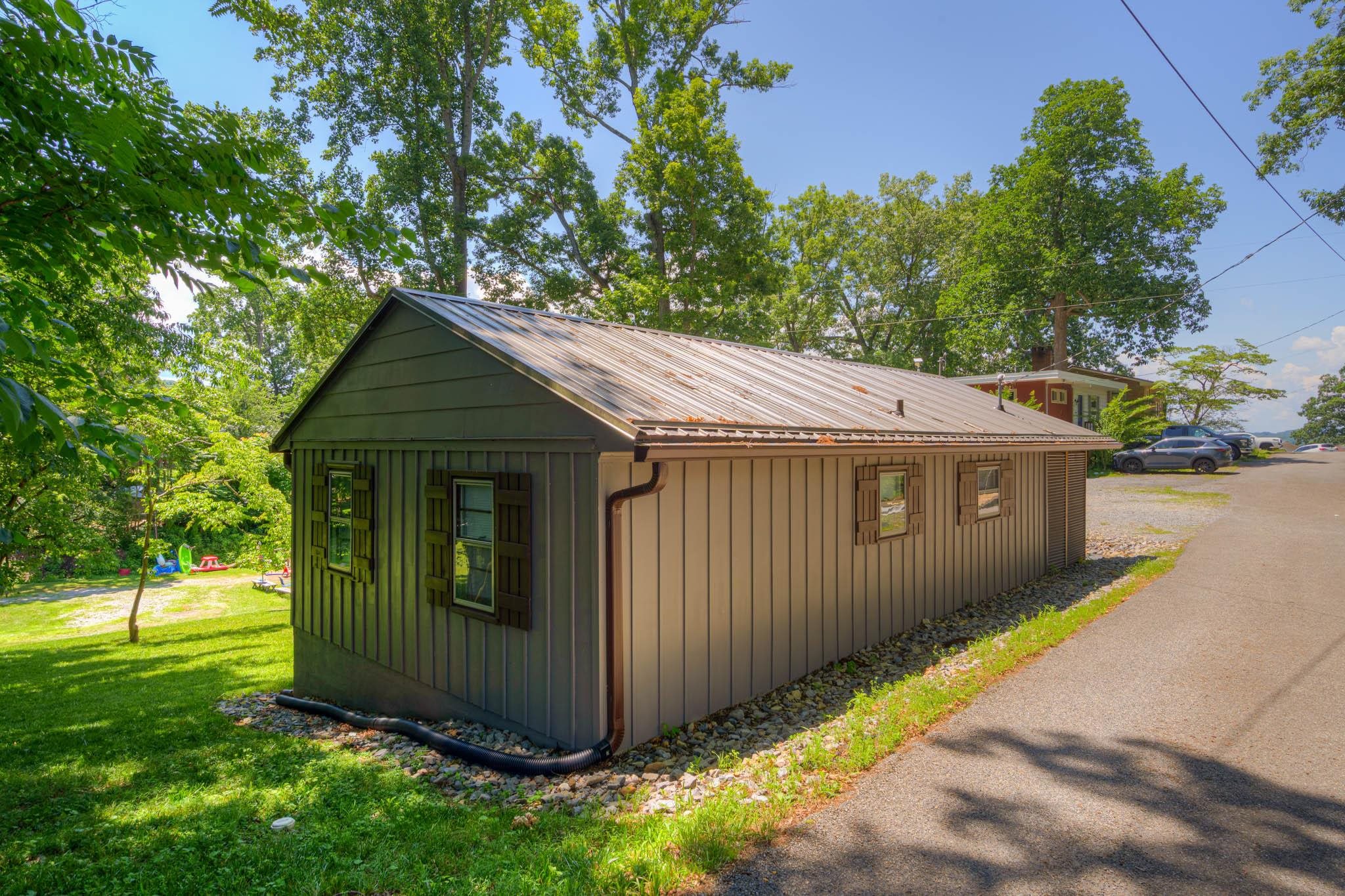 7150 WHIPPORWILL Way