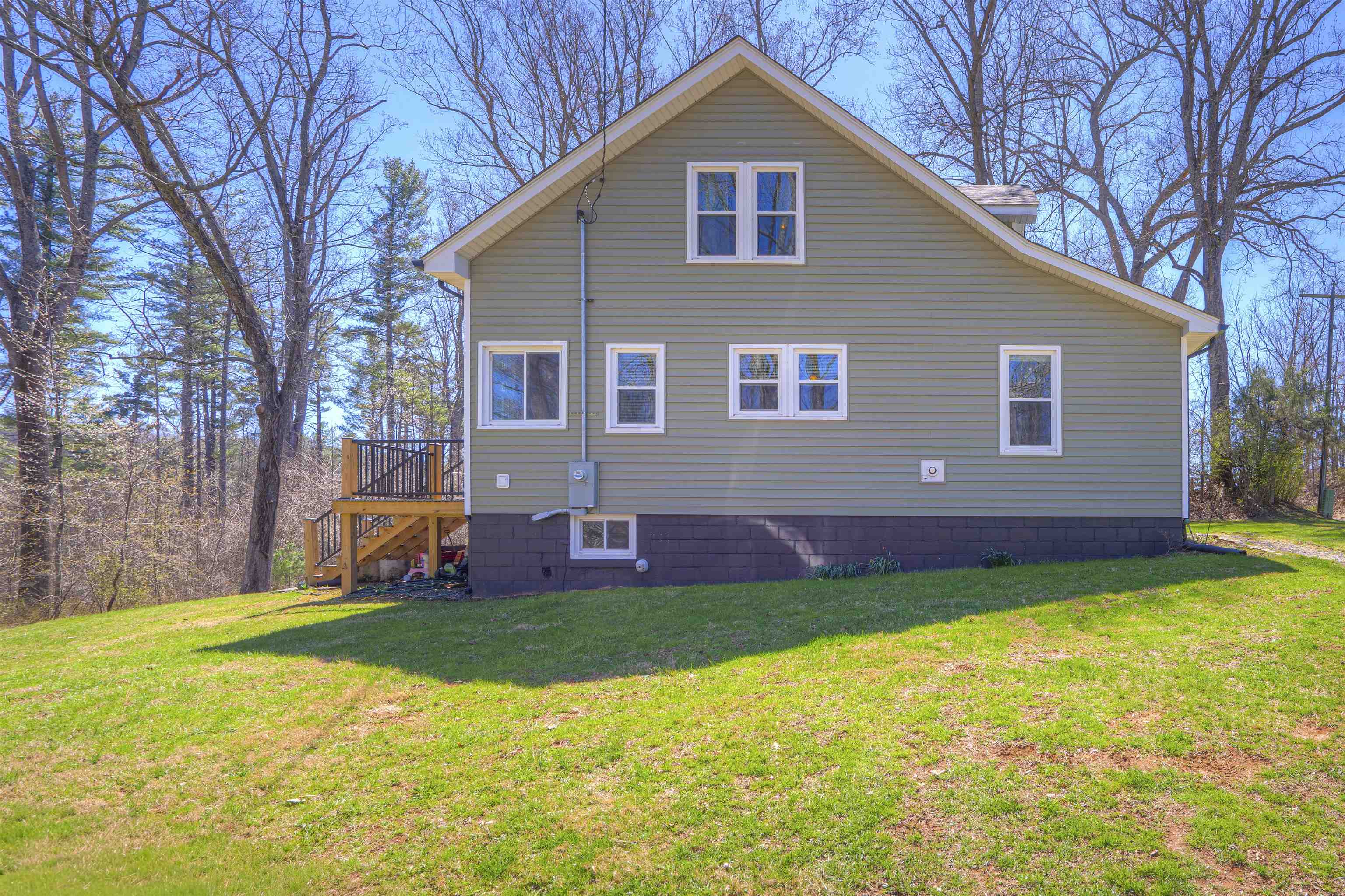 213 CHRISTIANSBURG Pike NE