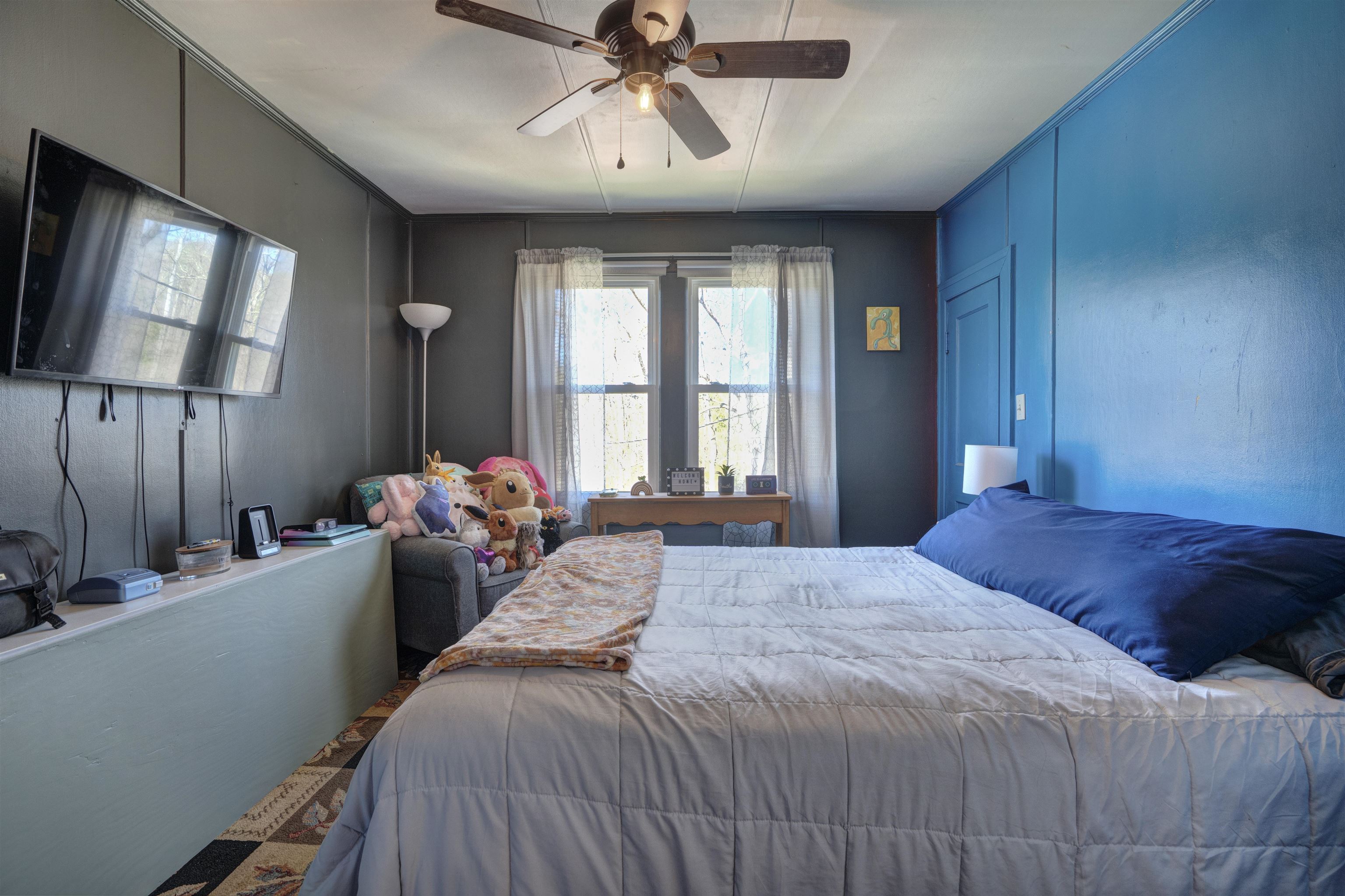 213 CHRISTIANSBURG Pike NE