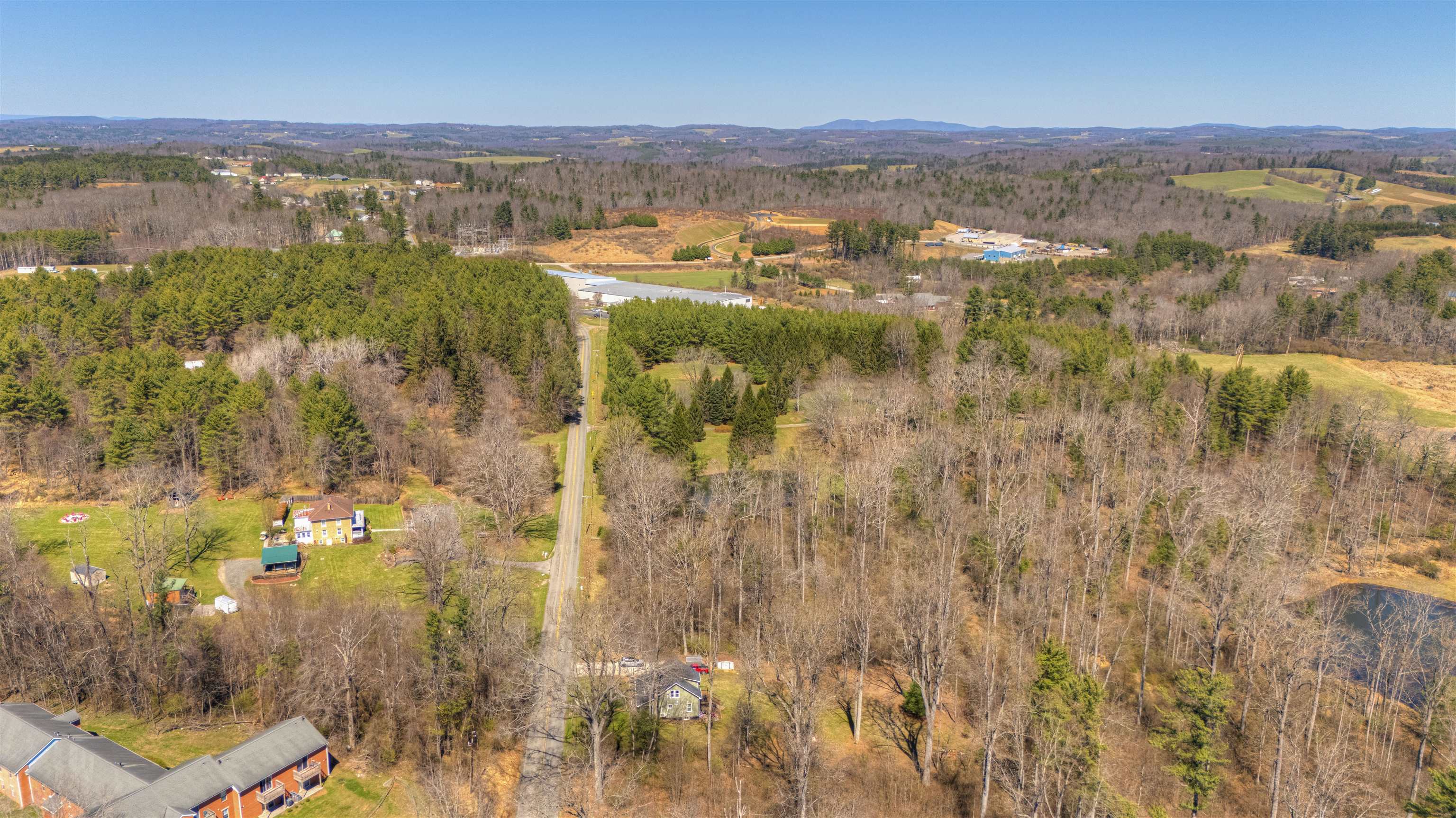 213 CHRISTIANSBURG Pike NE