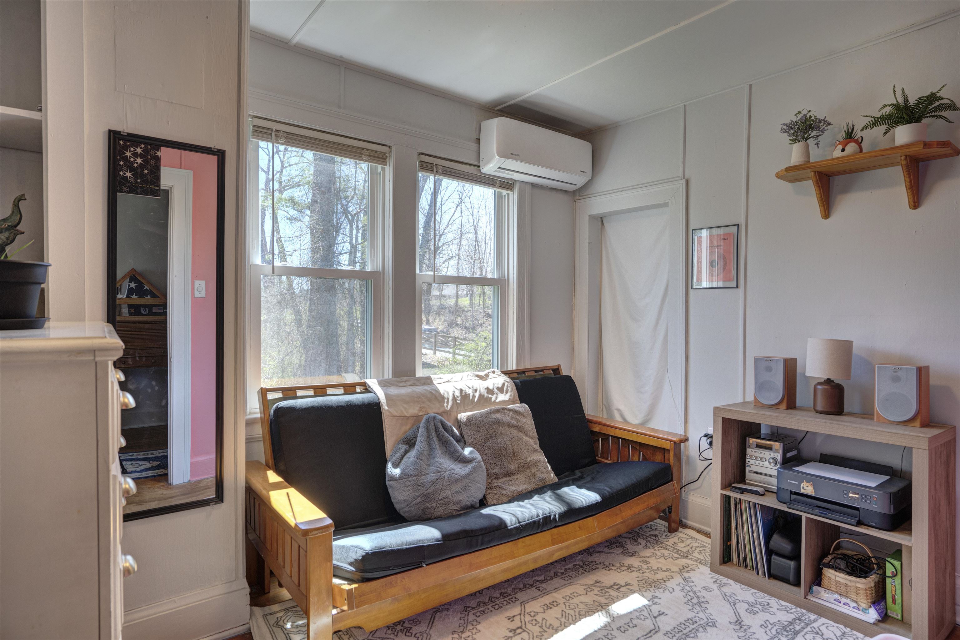 213 CHRISTIANSBURG Pike NE