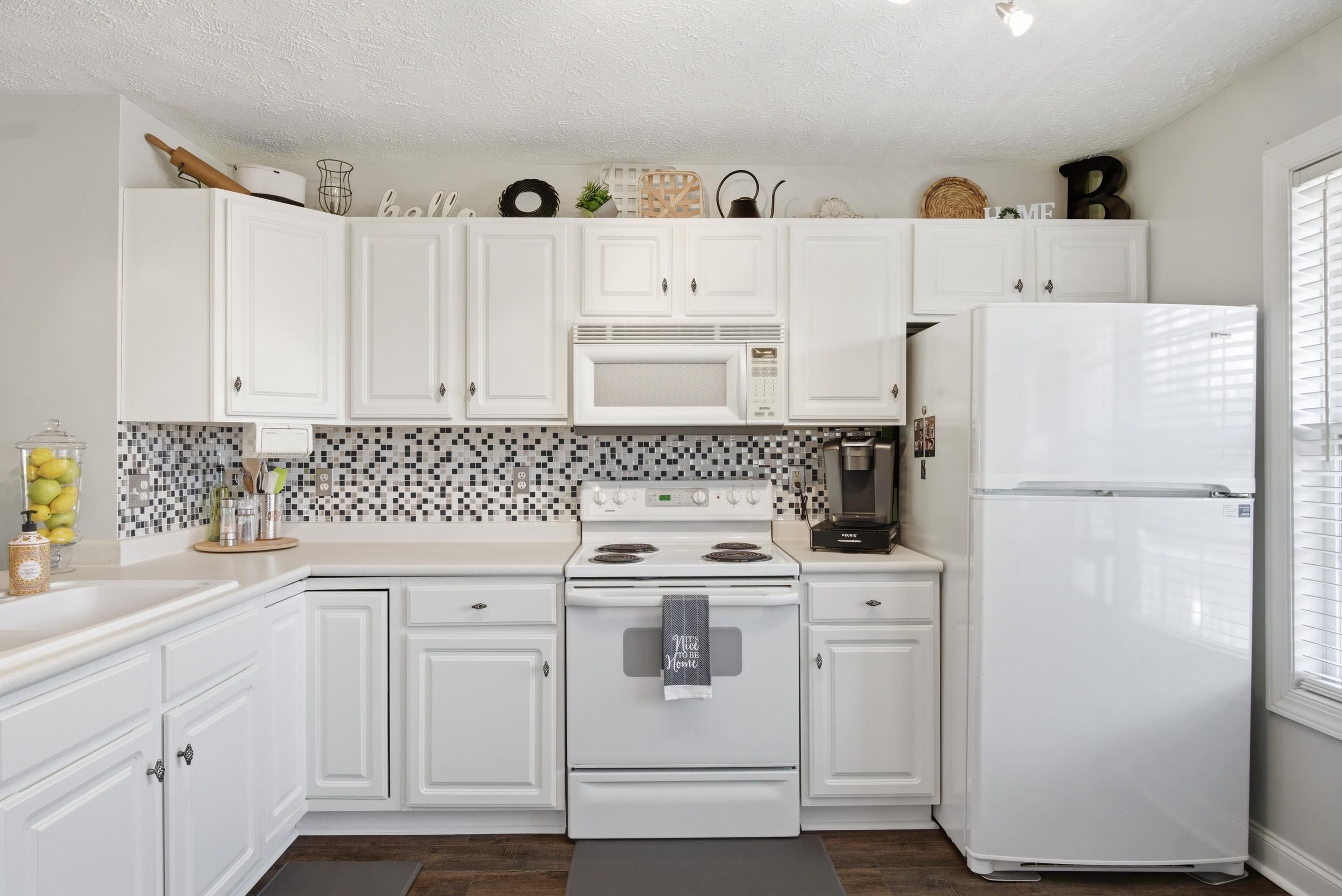 1270 Orange Leaf Court