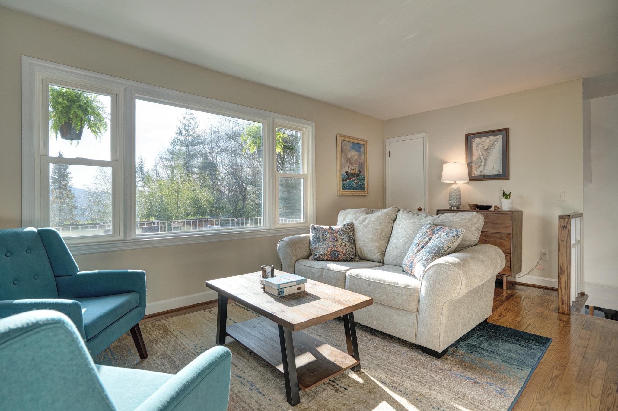 1007 Highland Circle