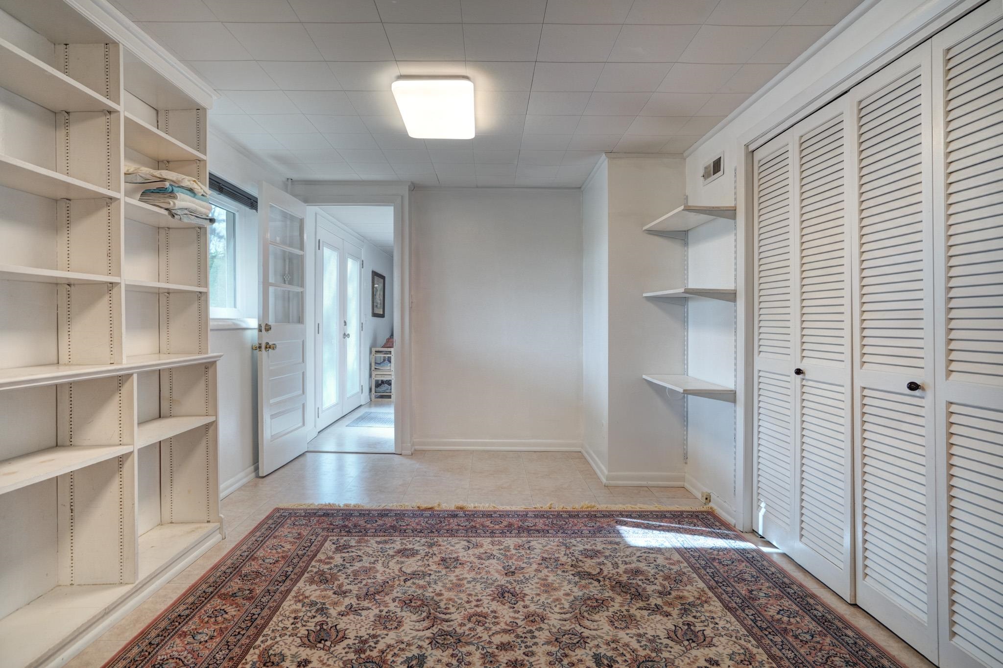 1007 Highland Circle