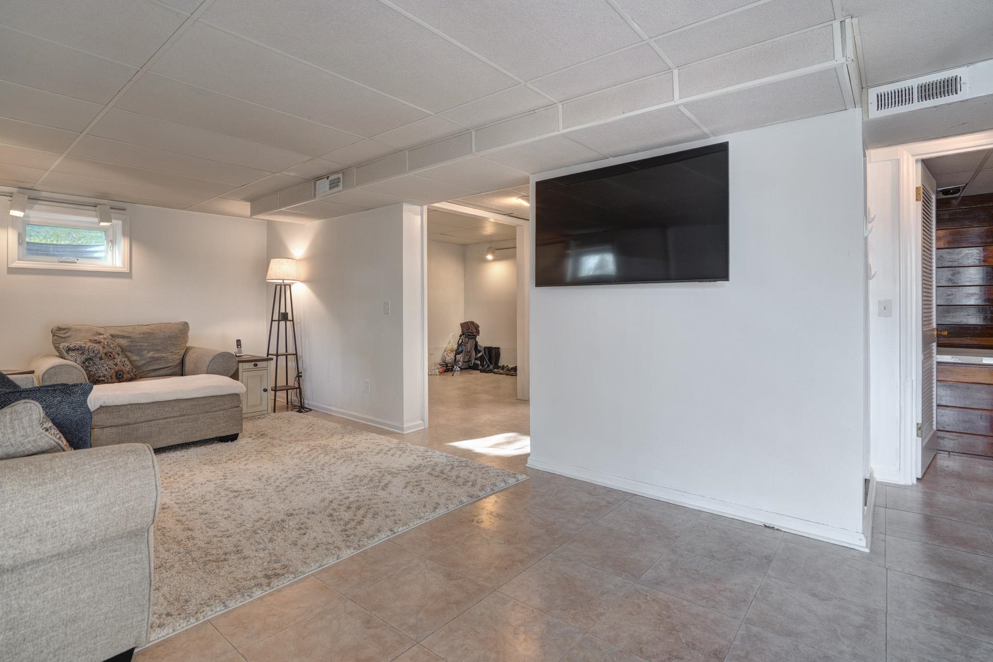 1007 Highland Circle