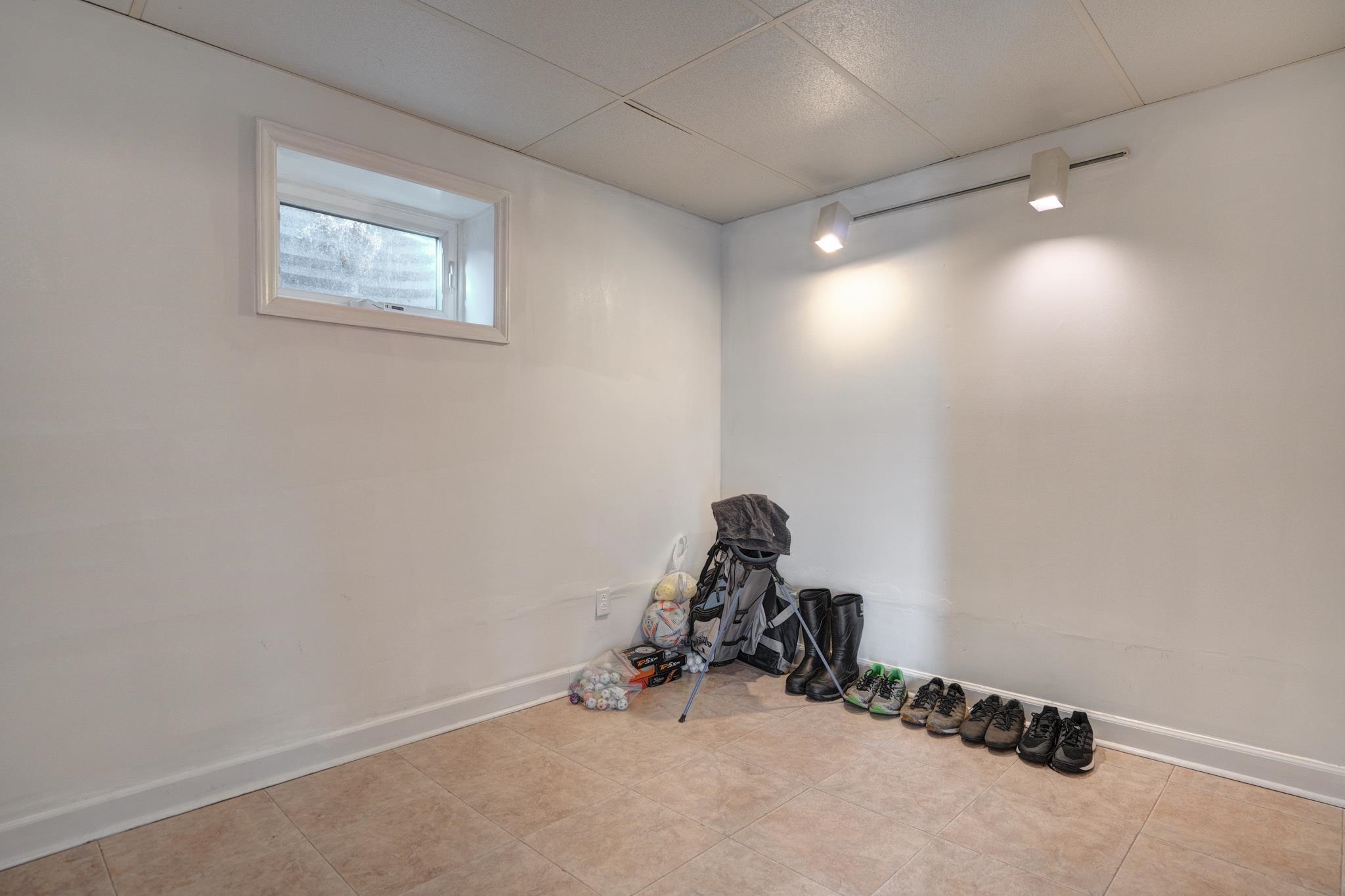 1007 Highland Circle