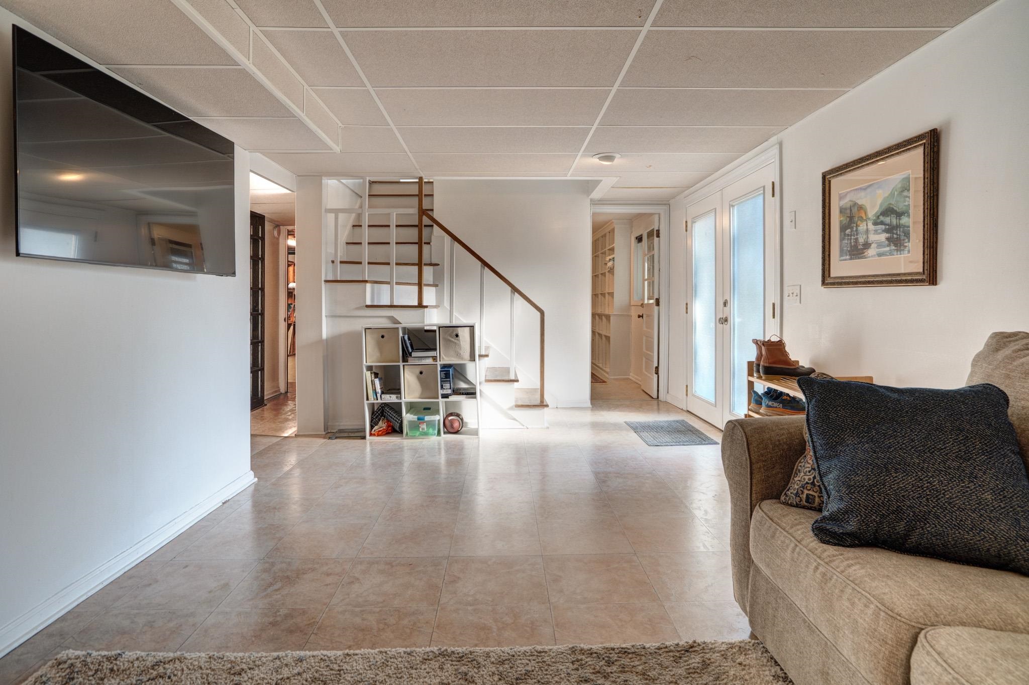 1007 Highland Circle