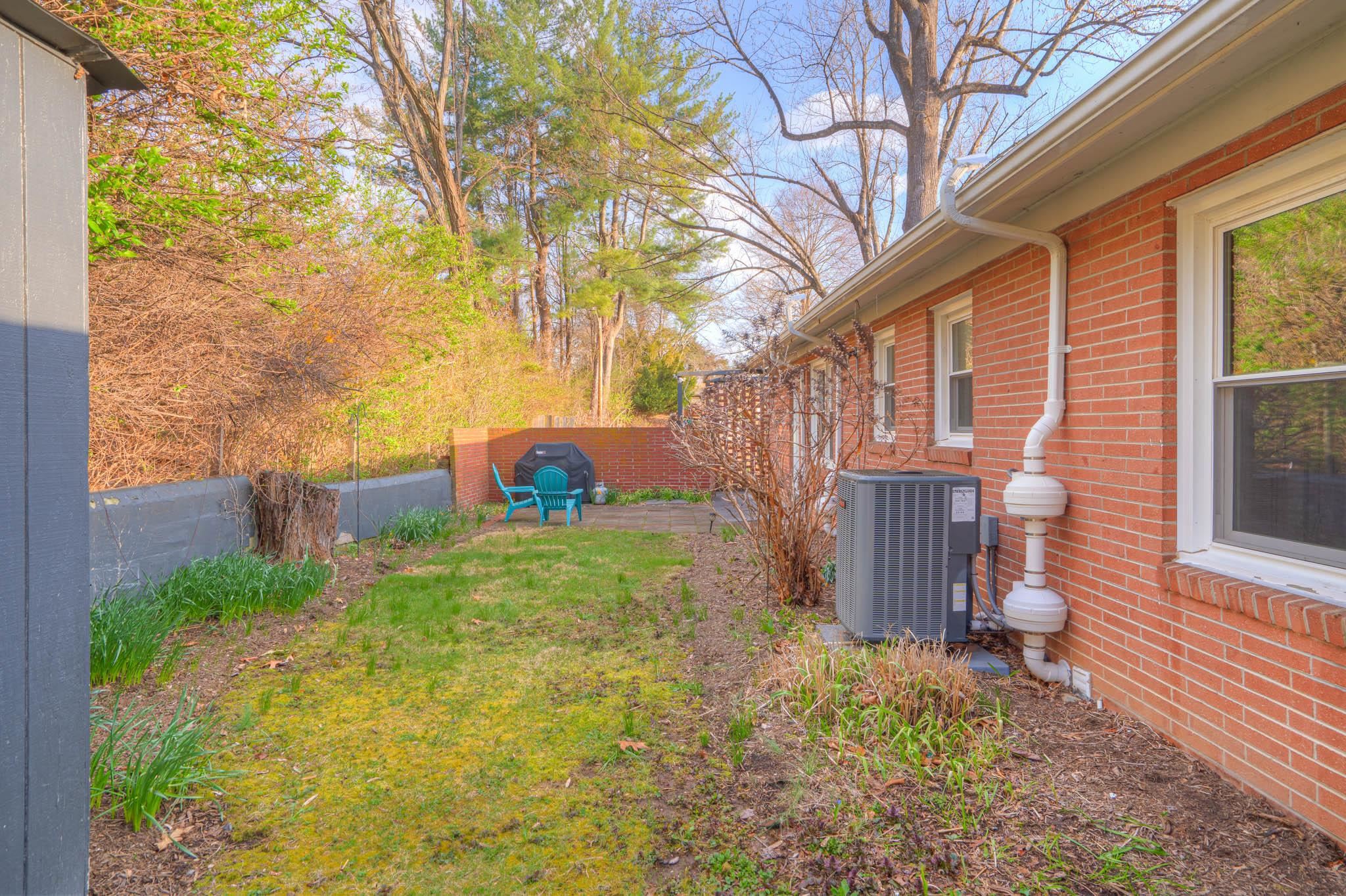 1007 Highland Circle