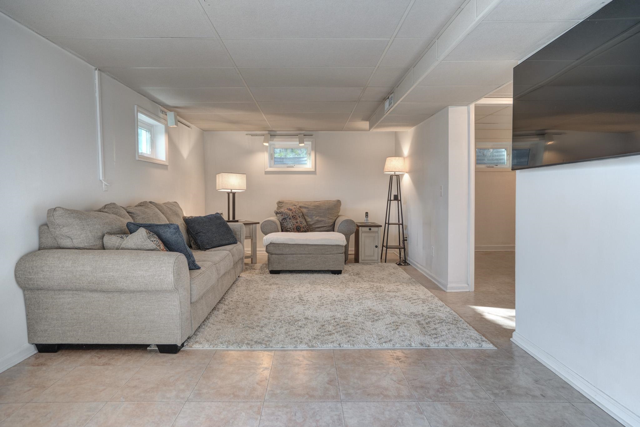 1007 Highland Circle