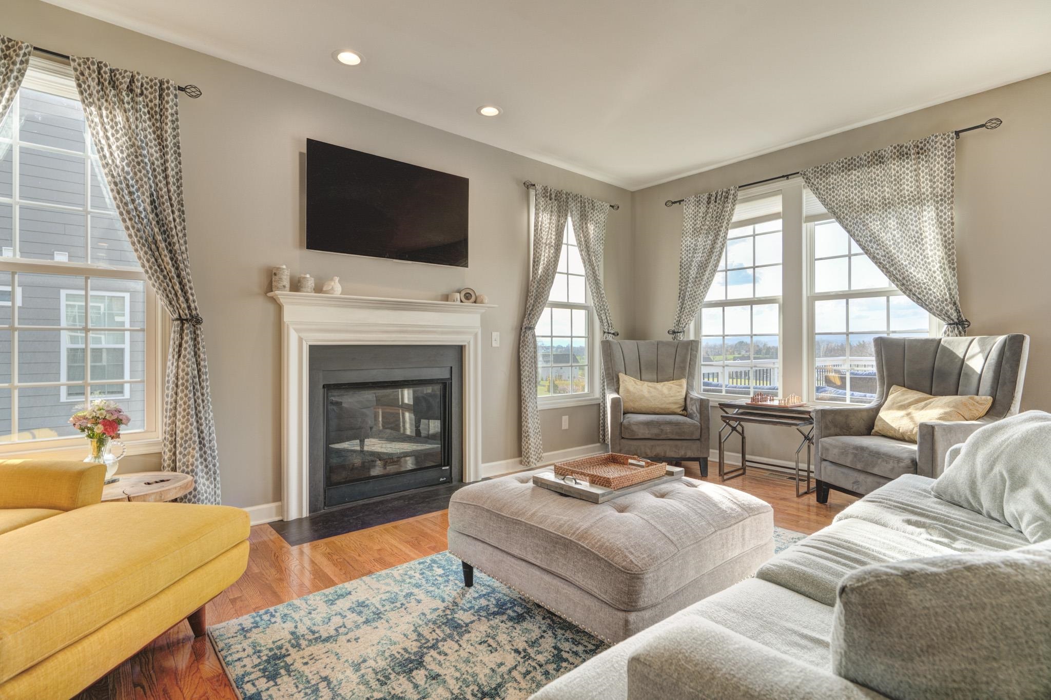 2285 Scenic Ridge Circle