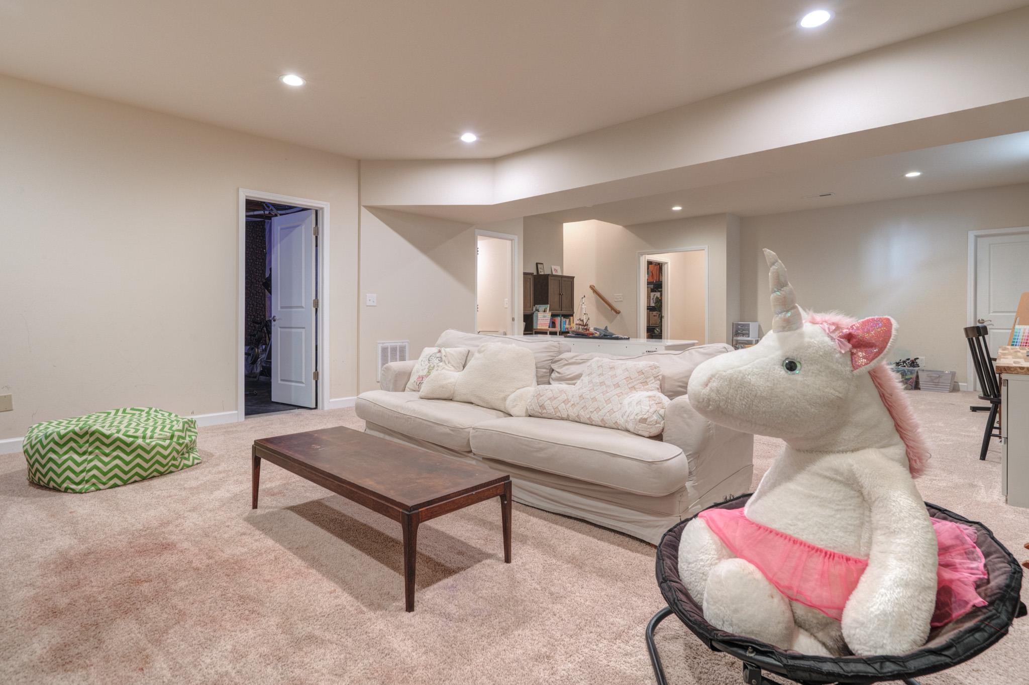 2285 Scenic Ridge Circle