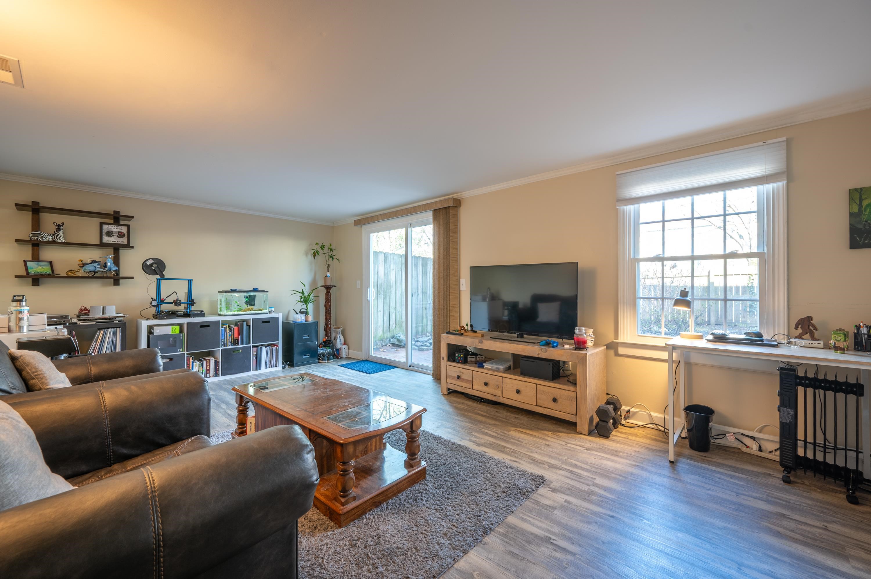 103 Yorkshire Ct Court