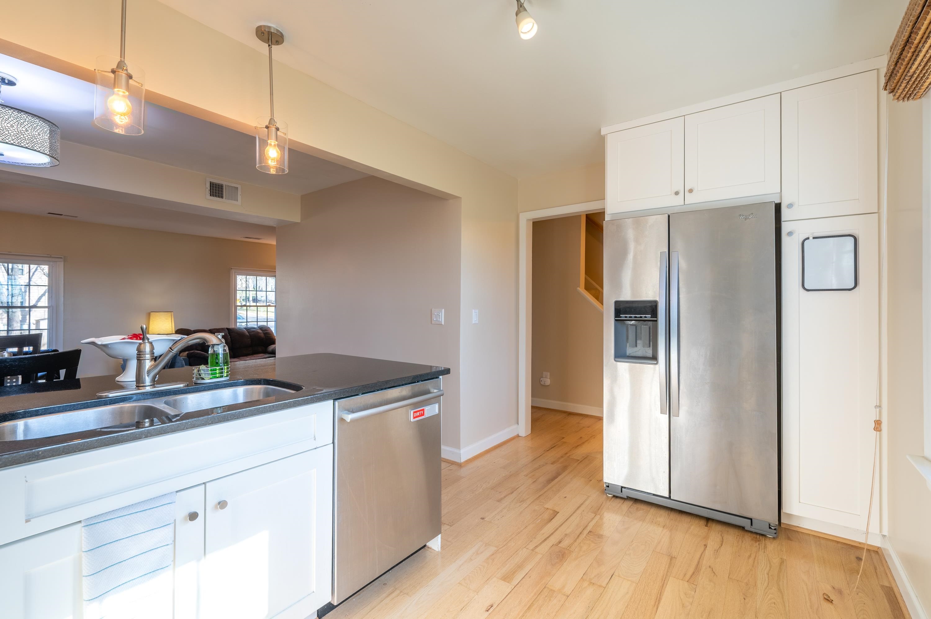 103 Yorkshire Ct Court