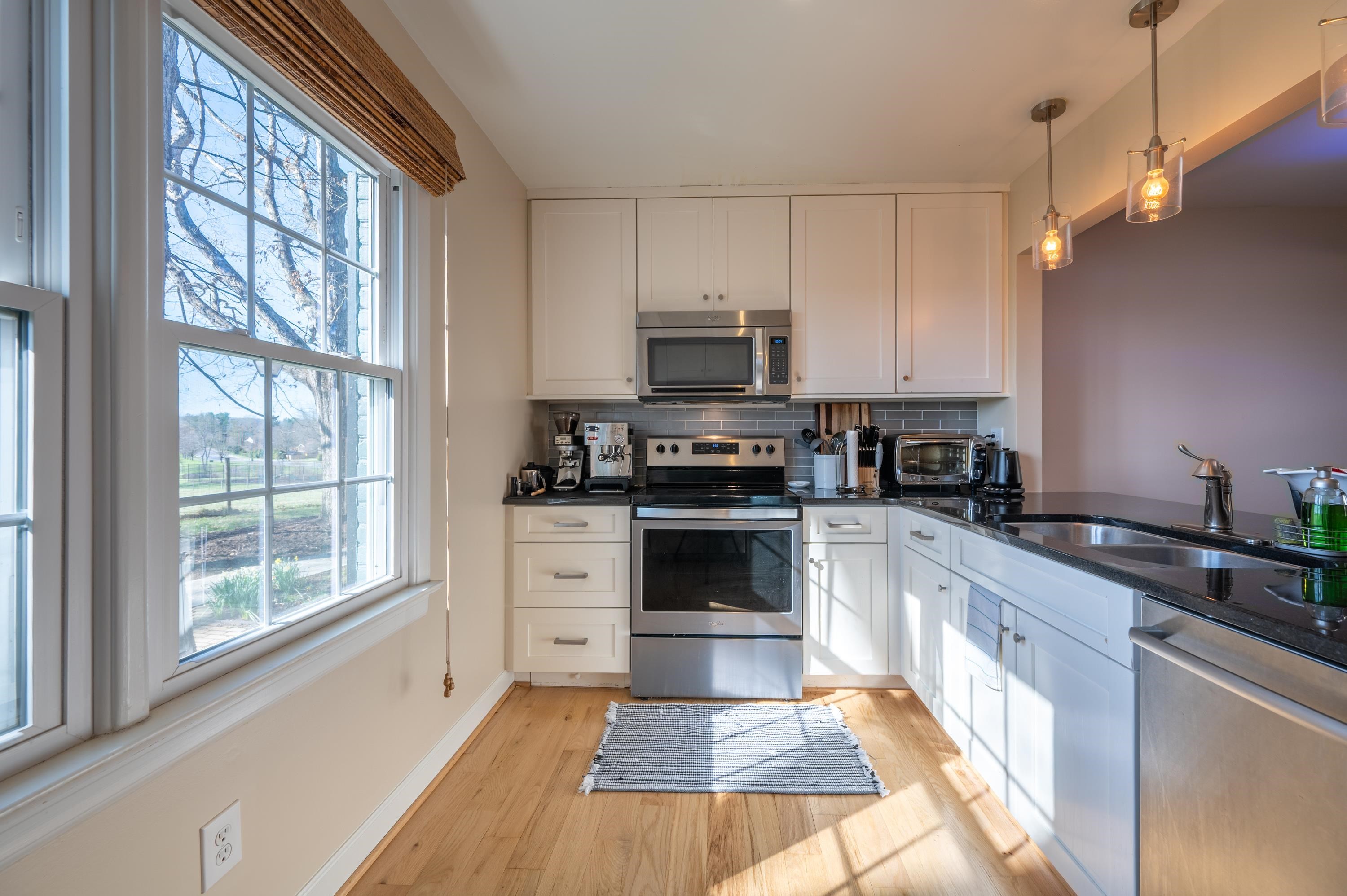 103 Yorkshire Ct Court