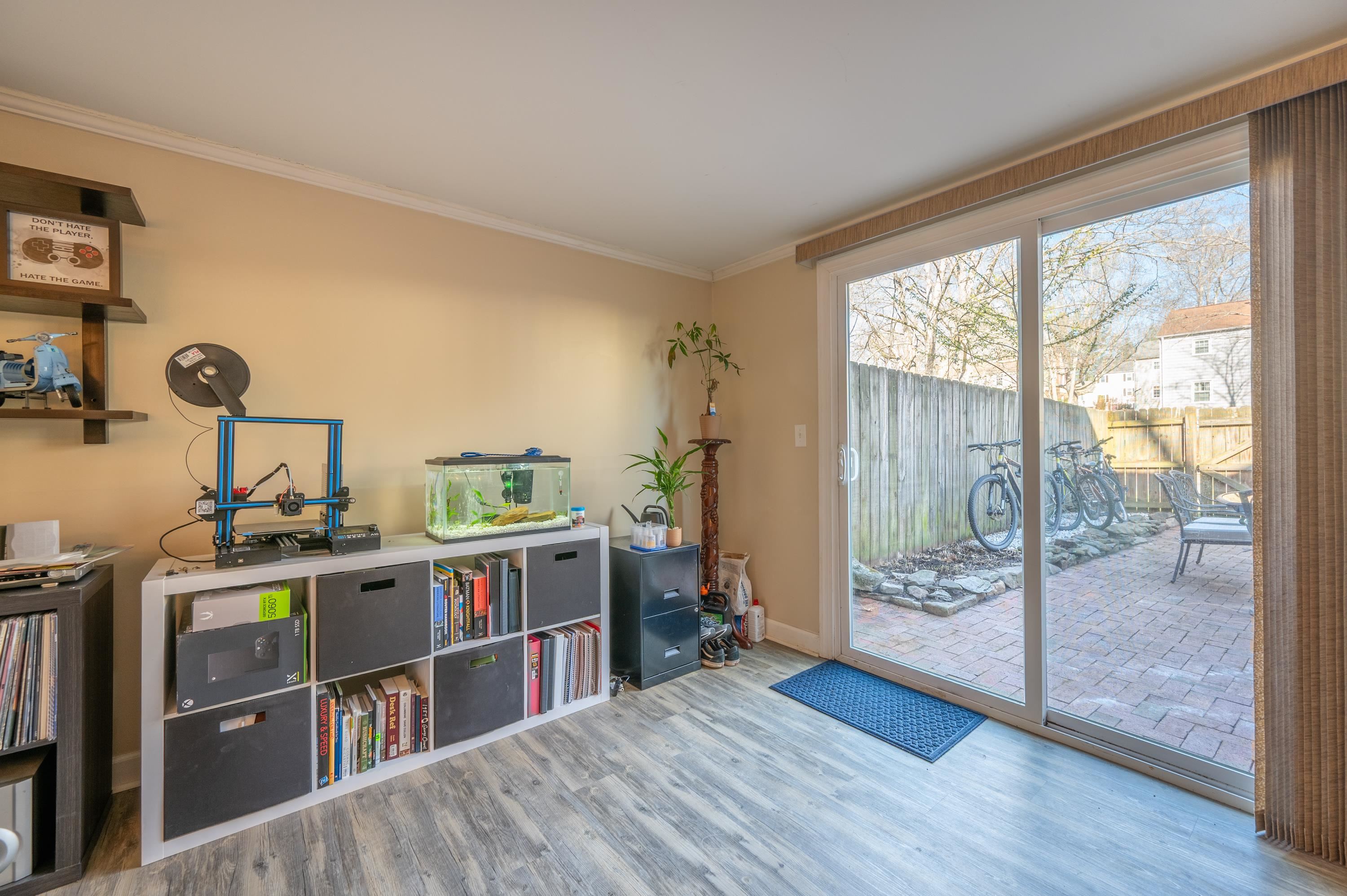 103 Yorkshire Ct Court