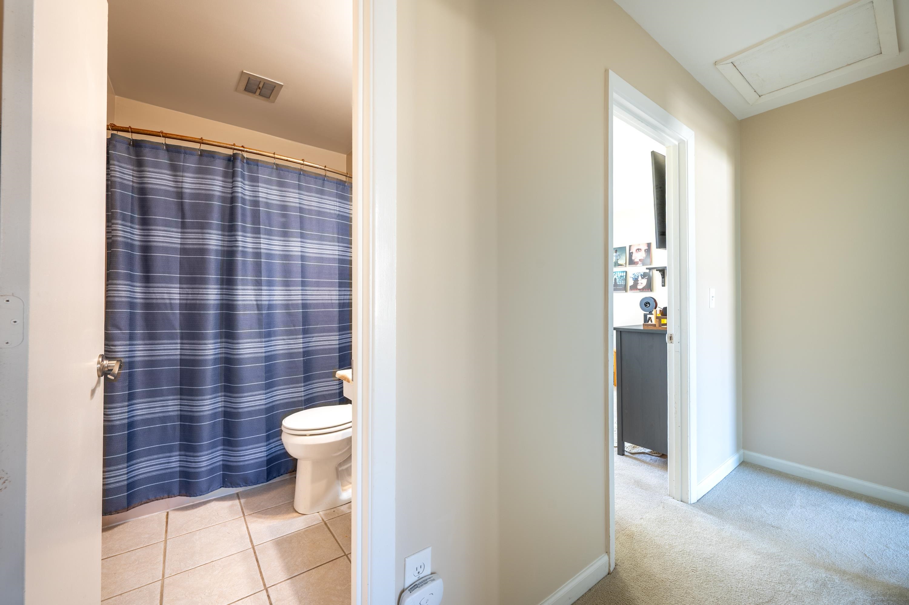 103 Yorkshire Ct Court