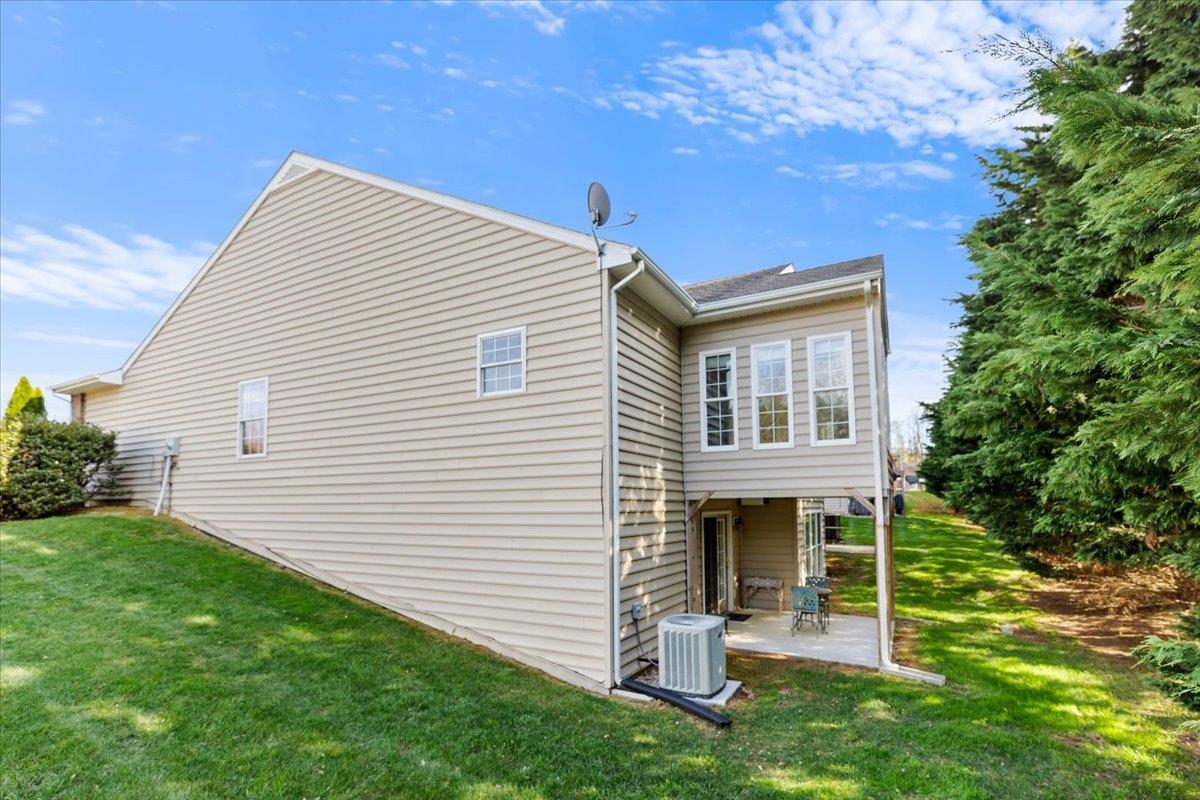 150 Slate Creek Drive NW