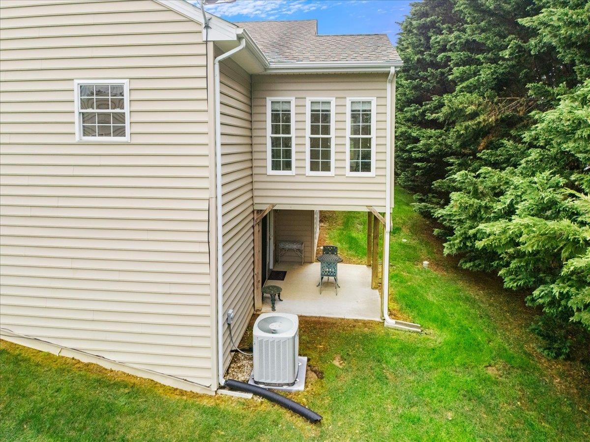150 Slate Creek Drive NW