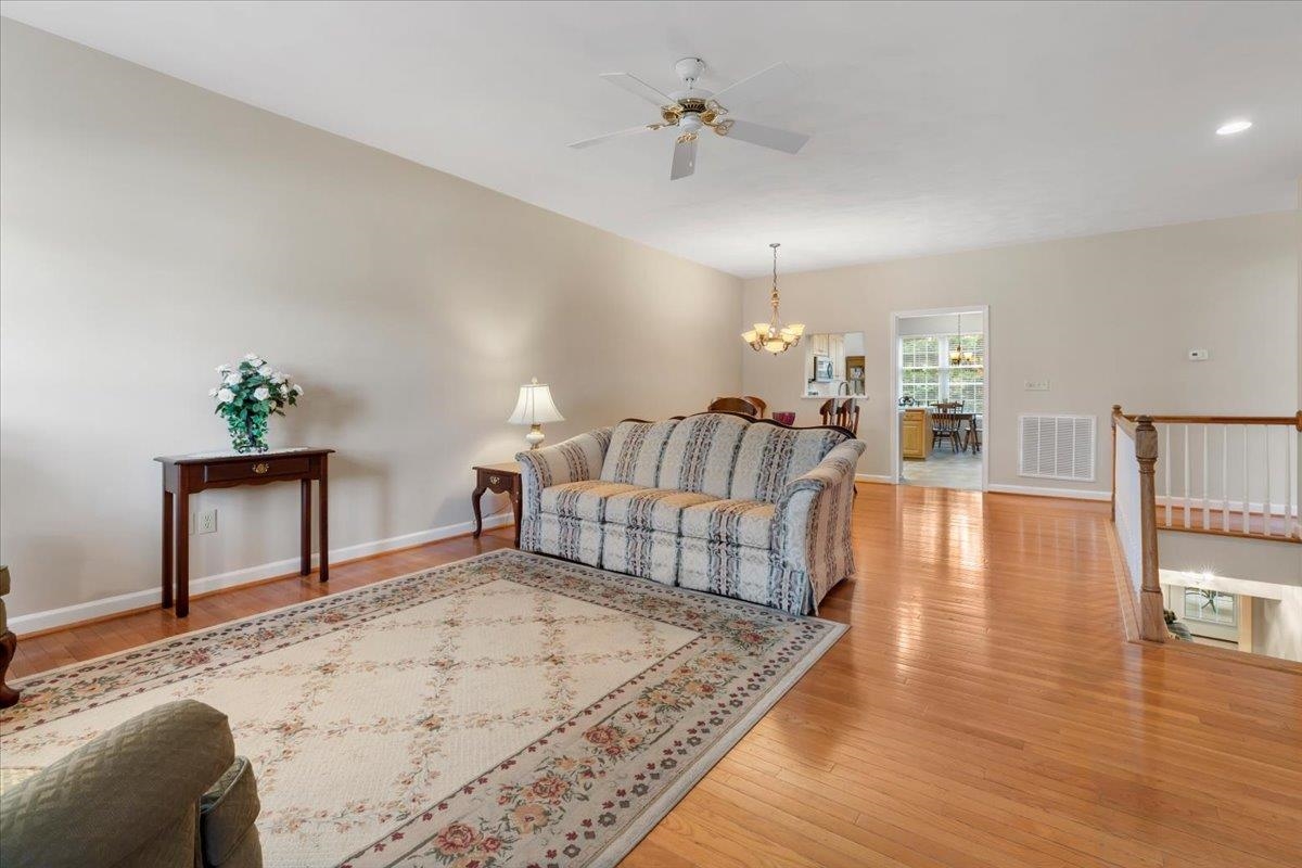 150 Slate Creek Drive NW