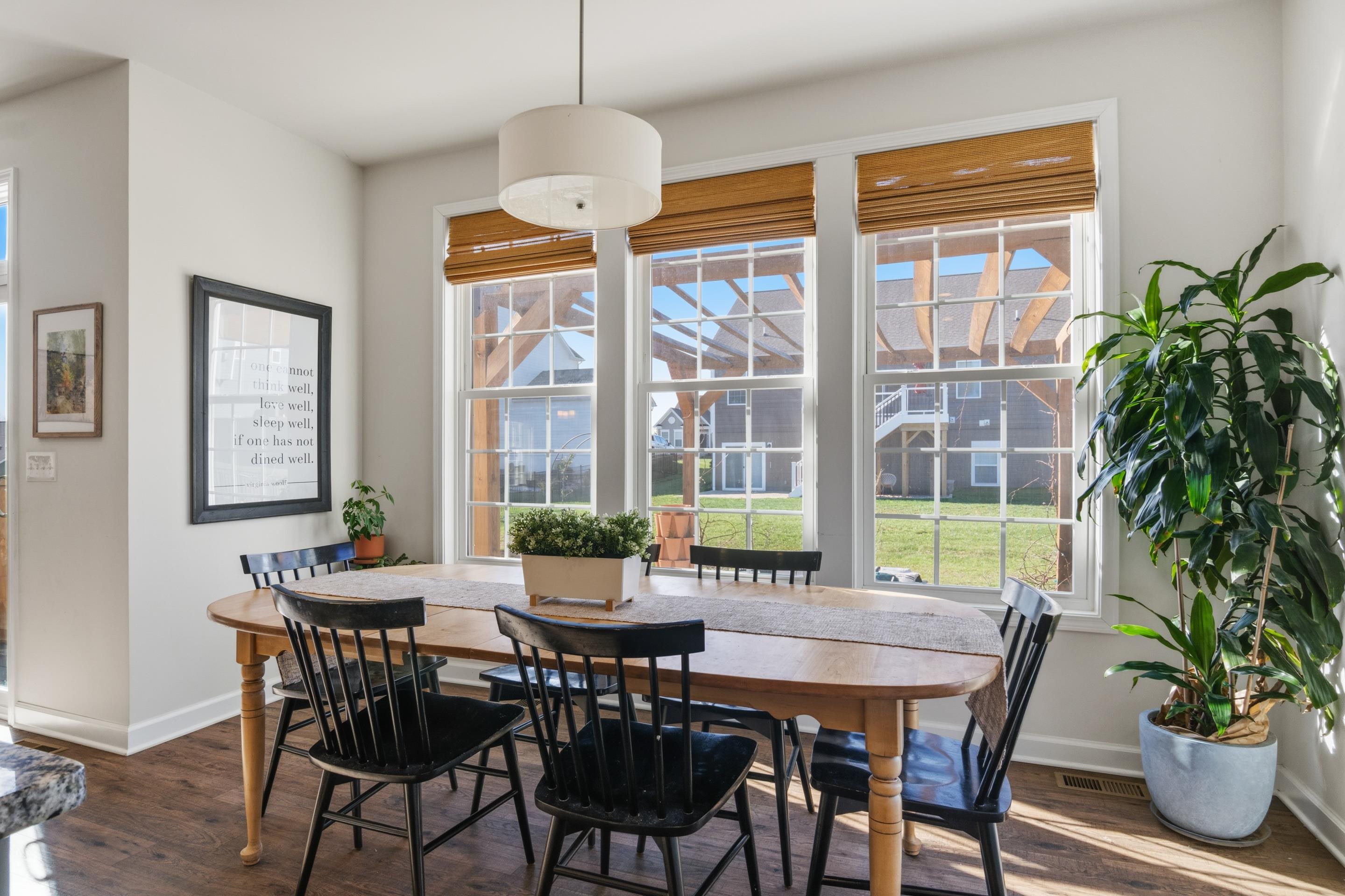 845 JEFFERSON Circle