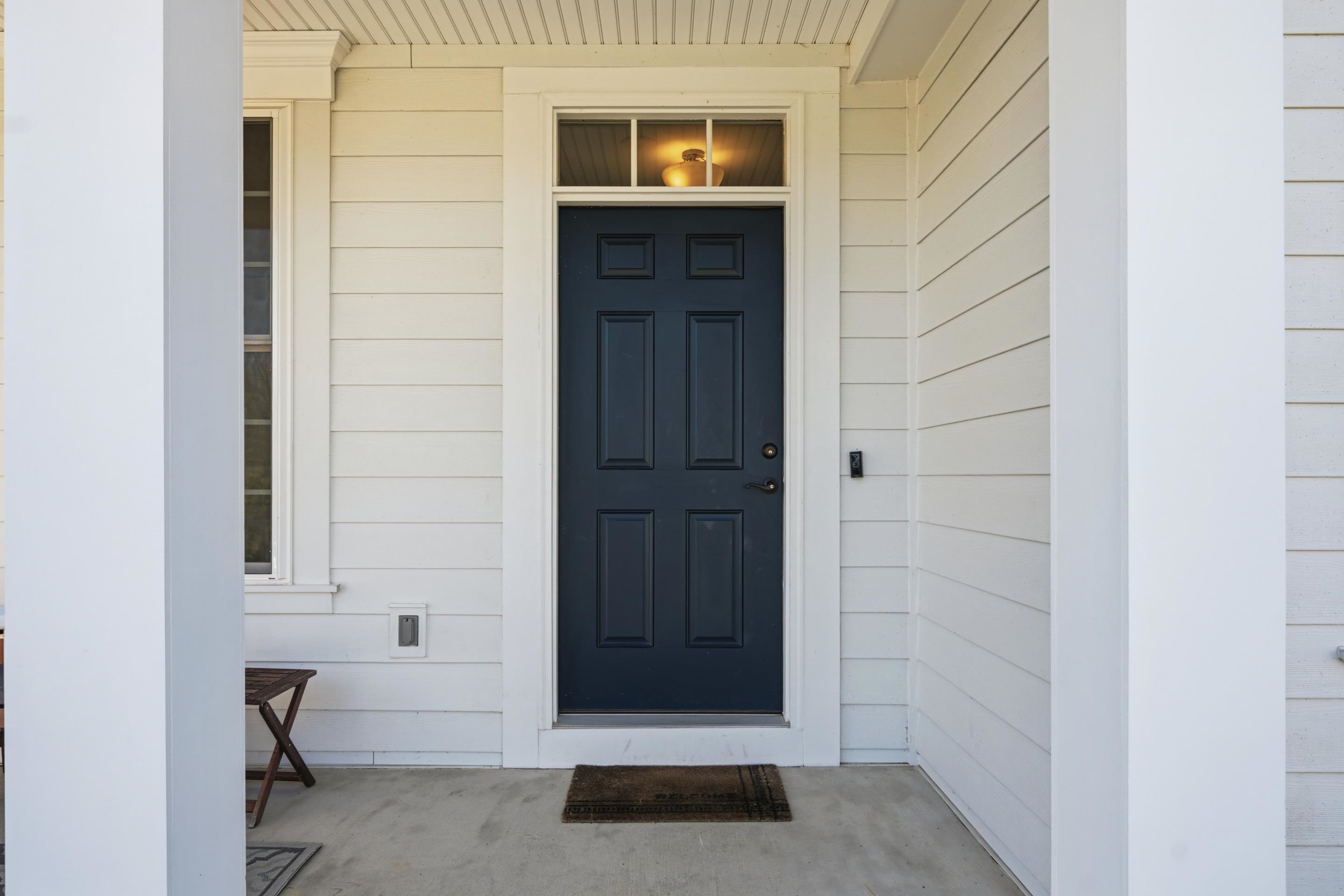 845 JEFFERSON Circle