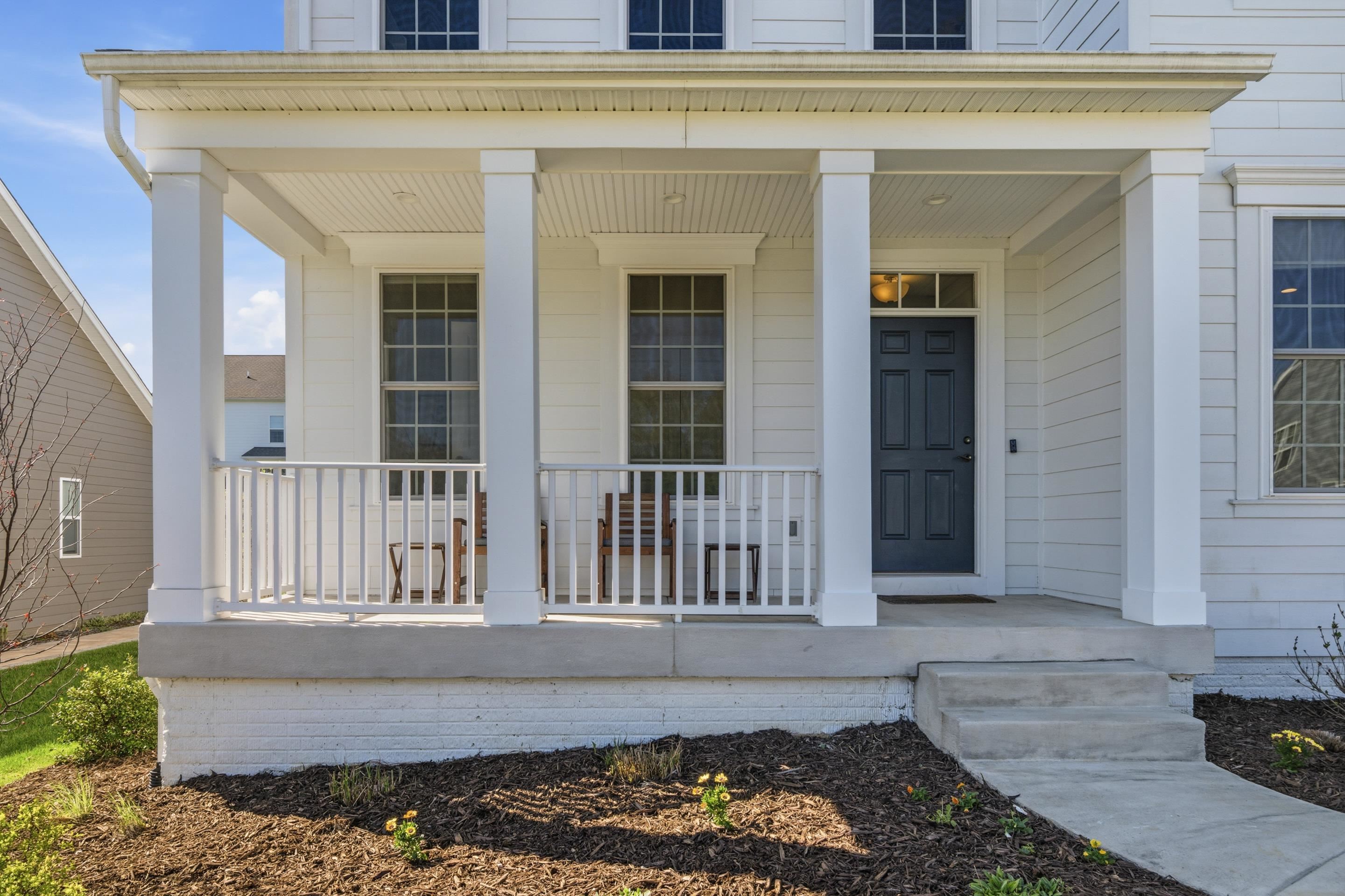 845 JEFFERSON Circle