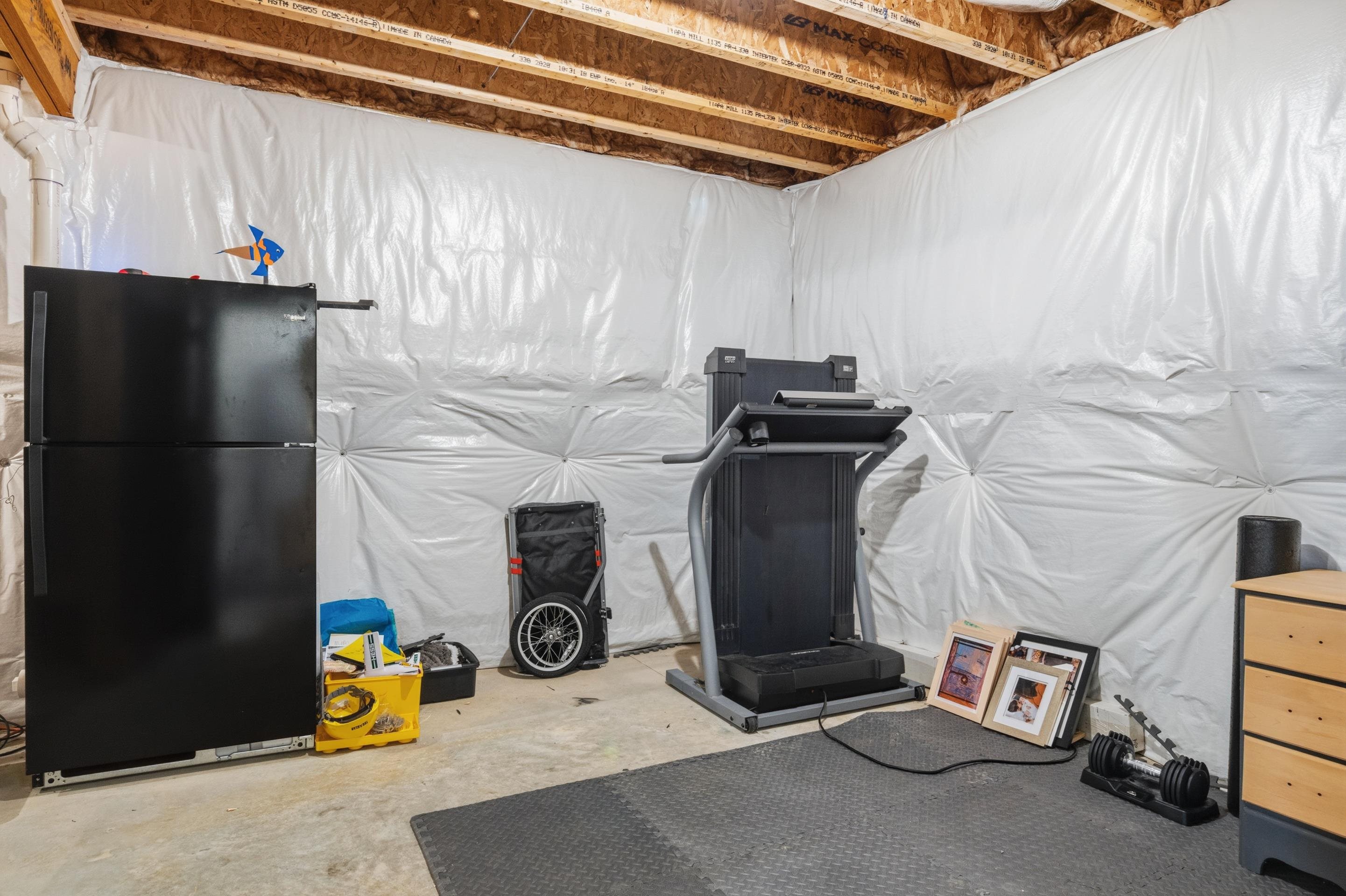 845 JEFFERSON Circle