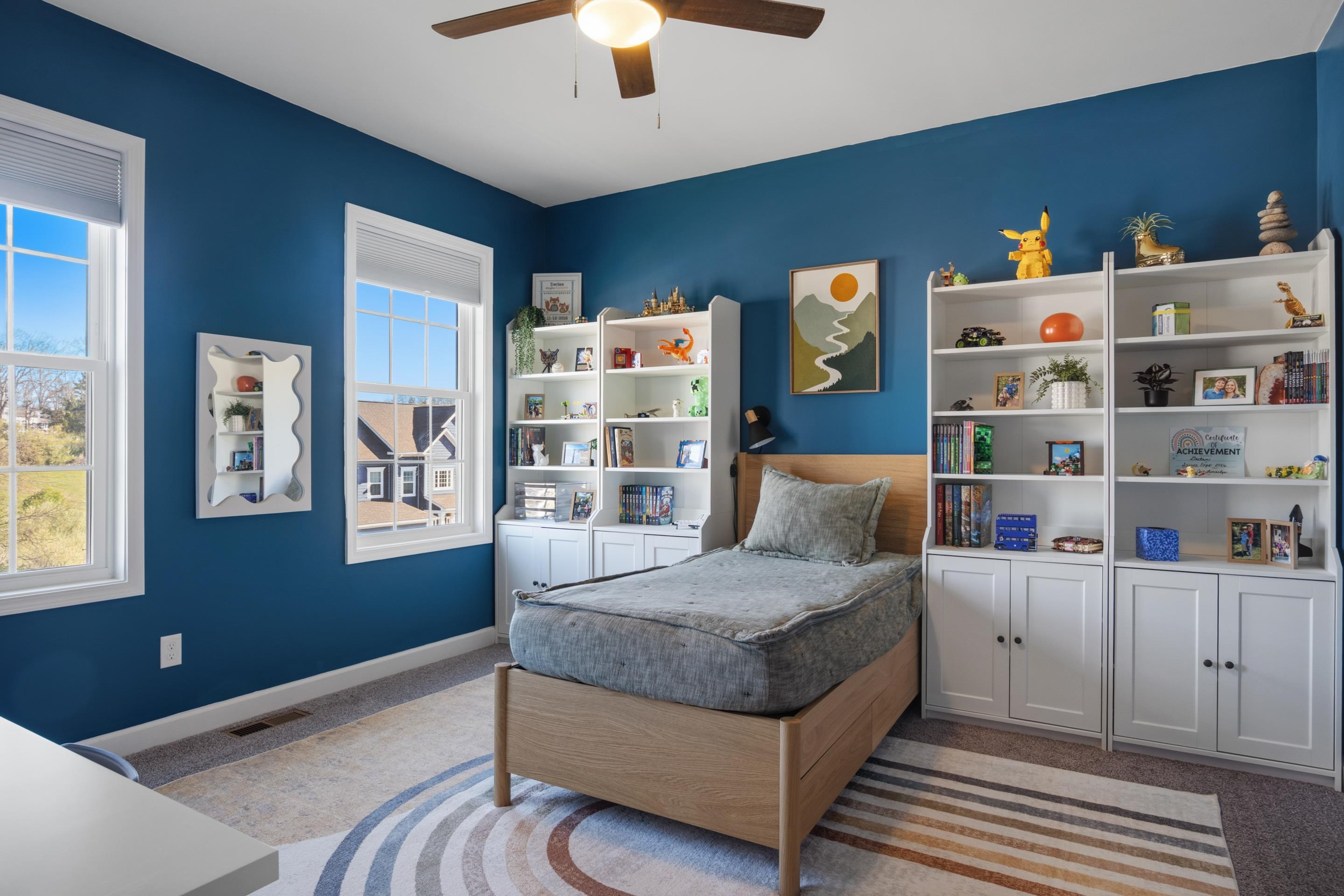 845 JEFFERSON Circle