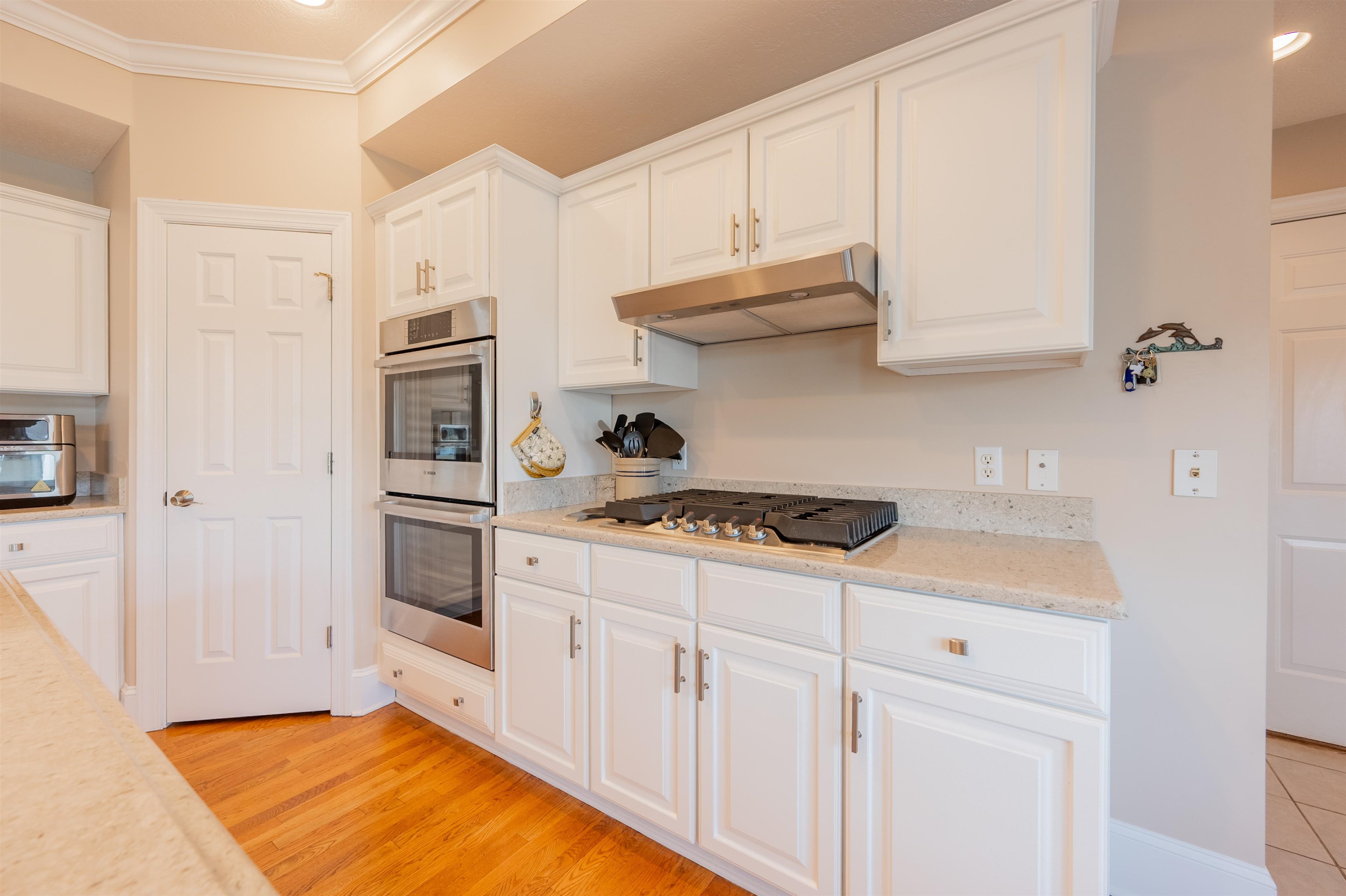 2206 Hardwick Street