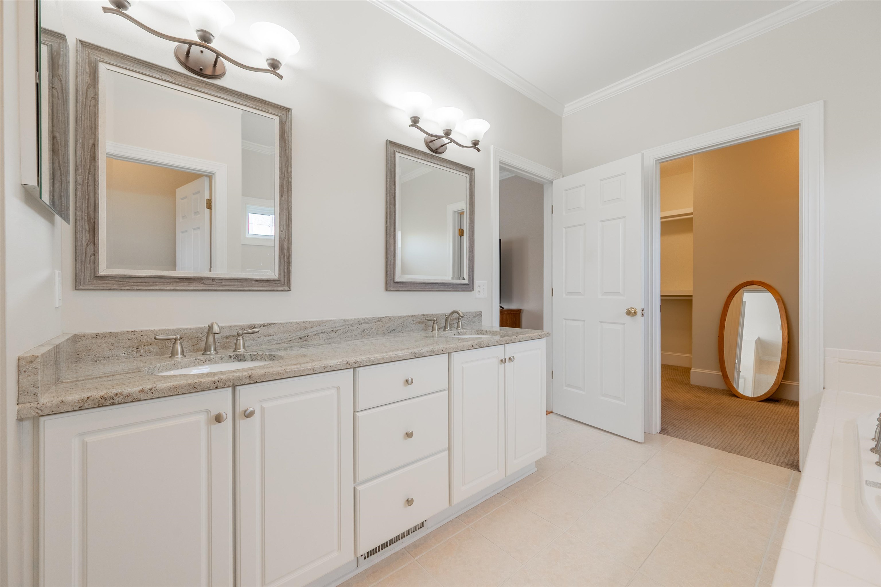 2206 Hardwick Street