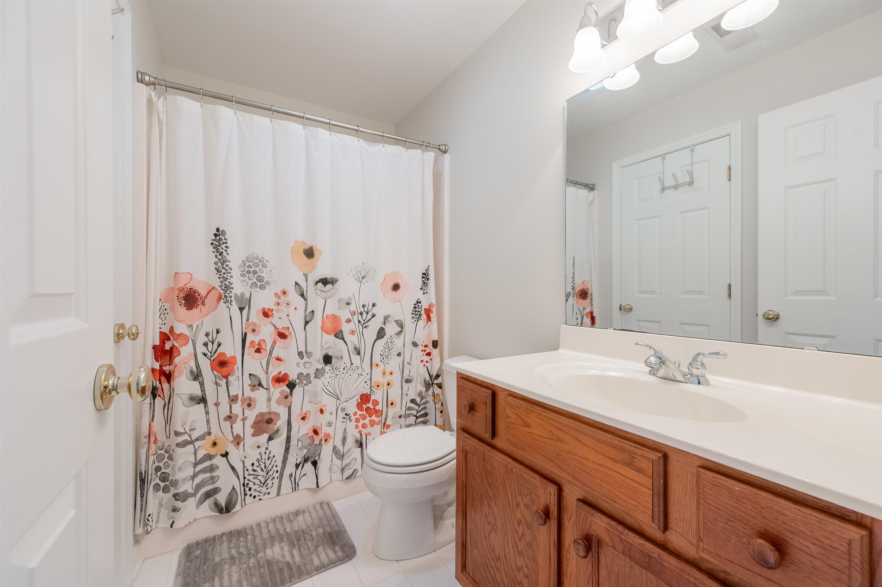 2206 Hardwick Street